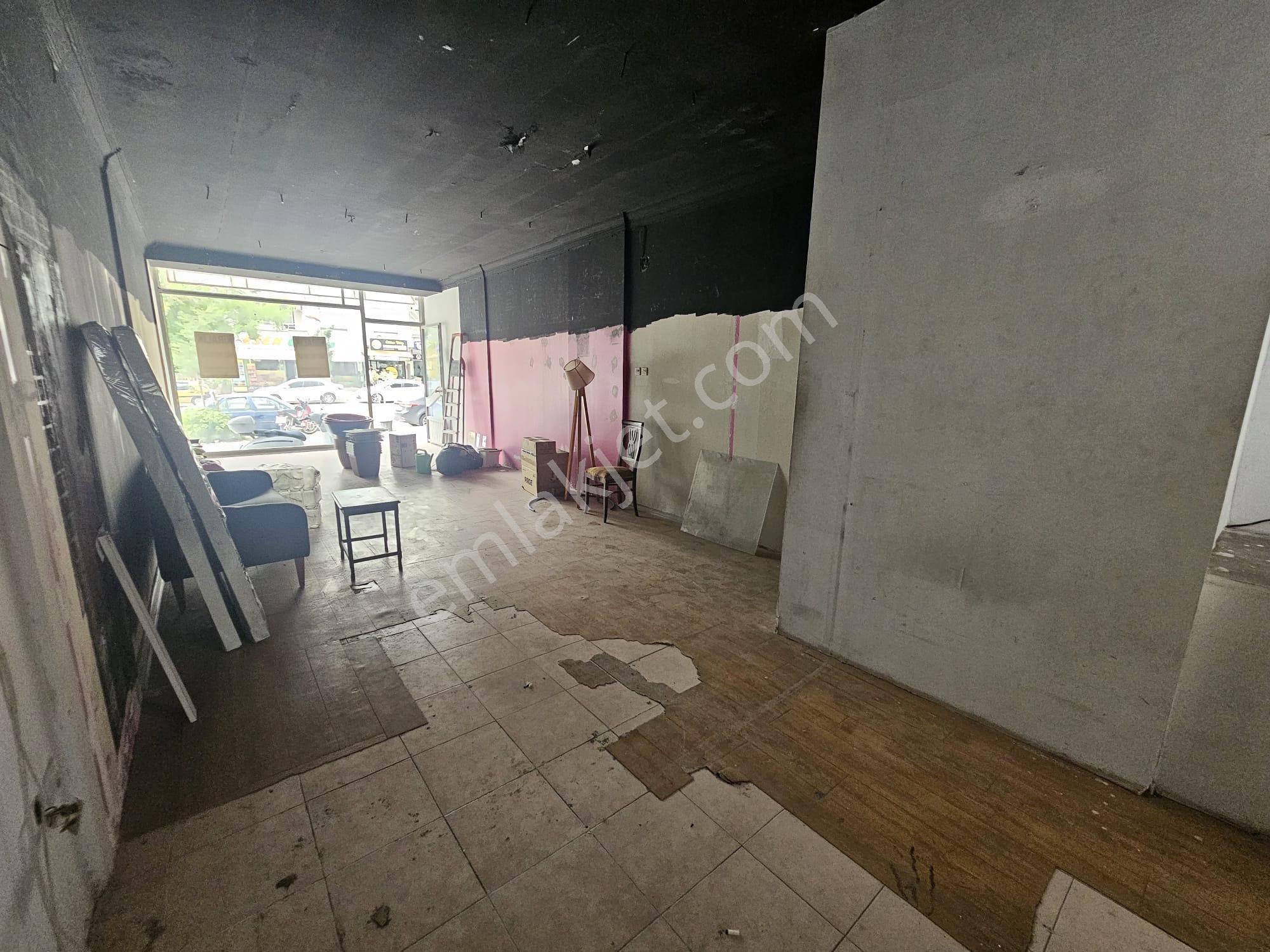 Barışmanço Bulvar Üzeri 50m2 İç Alan 50m2 Bodrum+mutfak+wc Kiralık Dükkan - Görsel 7