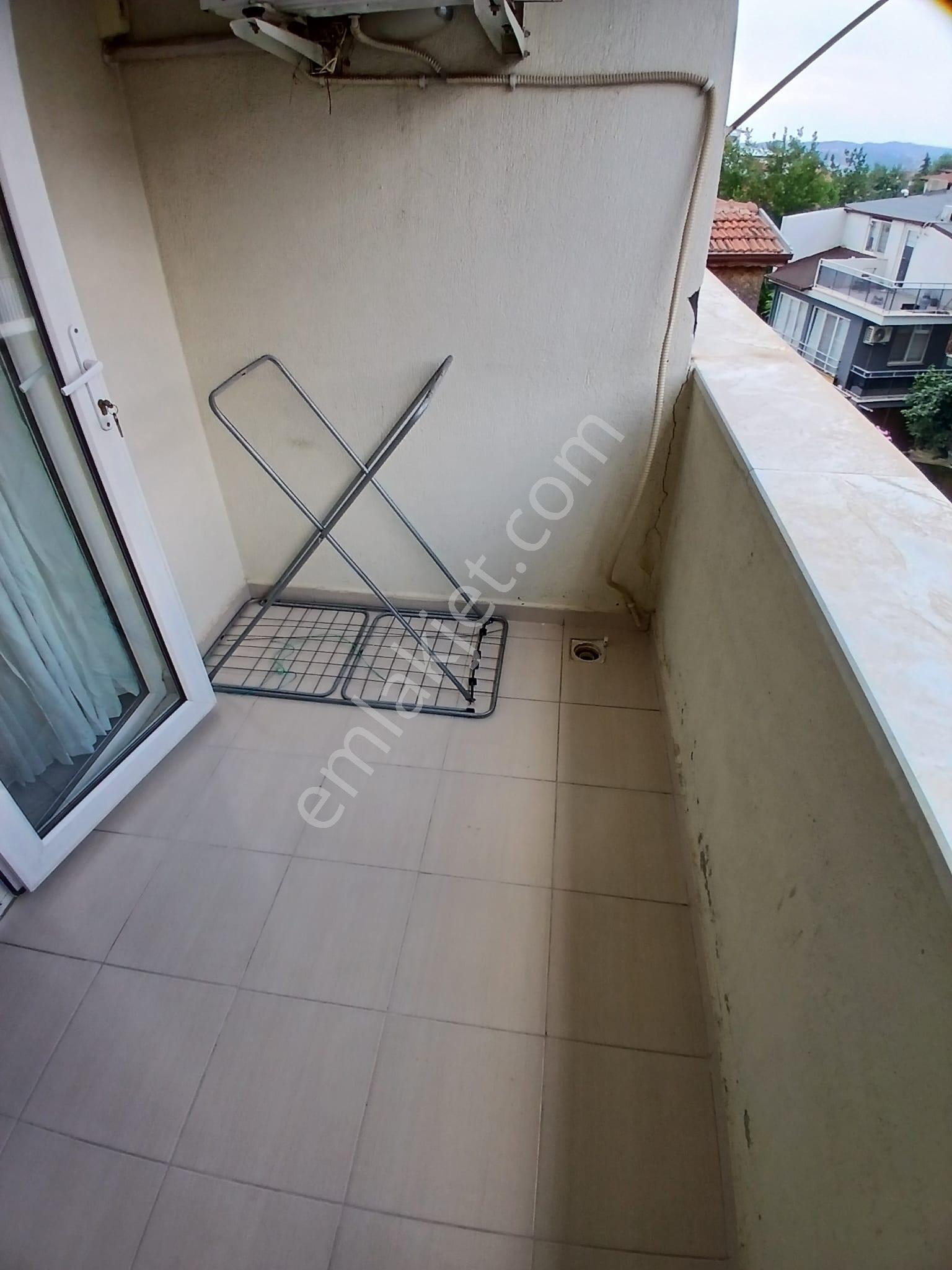 Ender Uysal Gayrimenkulden Kapmpüste Yakıt İnternet Dahil Klimalı Balkonlu 1+1 Kiralıık Apart... - Görsel 10