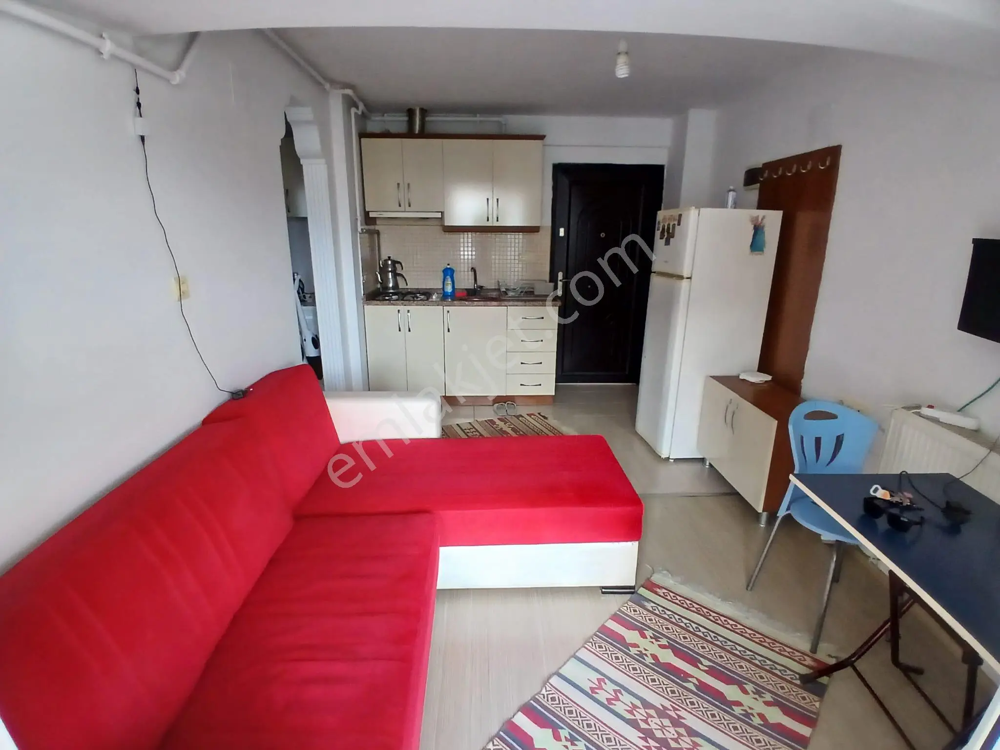 Ender Uysal Gayrimenkulden Kapmpüste Yakıt İnternet Dahil Klimalı Balkonlu 1+1 Kiralıık Apart...