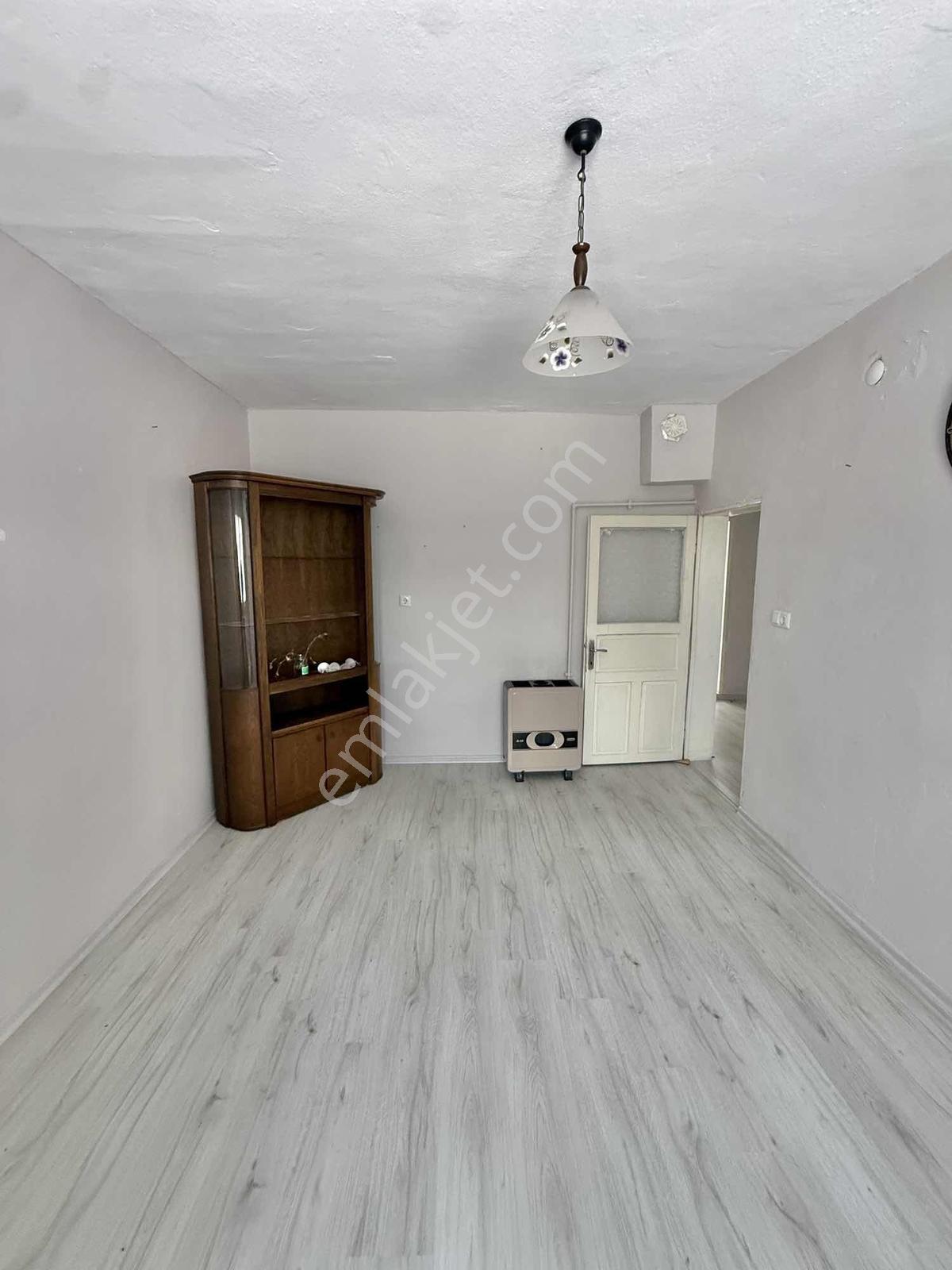Vb Gayrimenkul Hamitler Mahallesin'de Kiralık 2+1 Daire - Görsel 11
