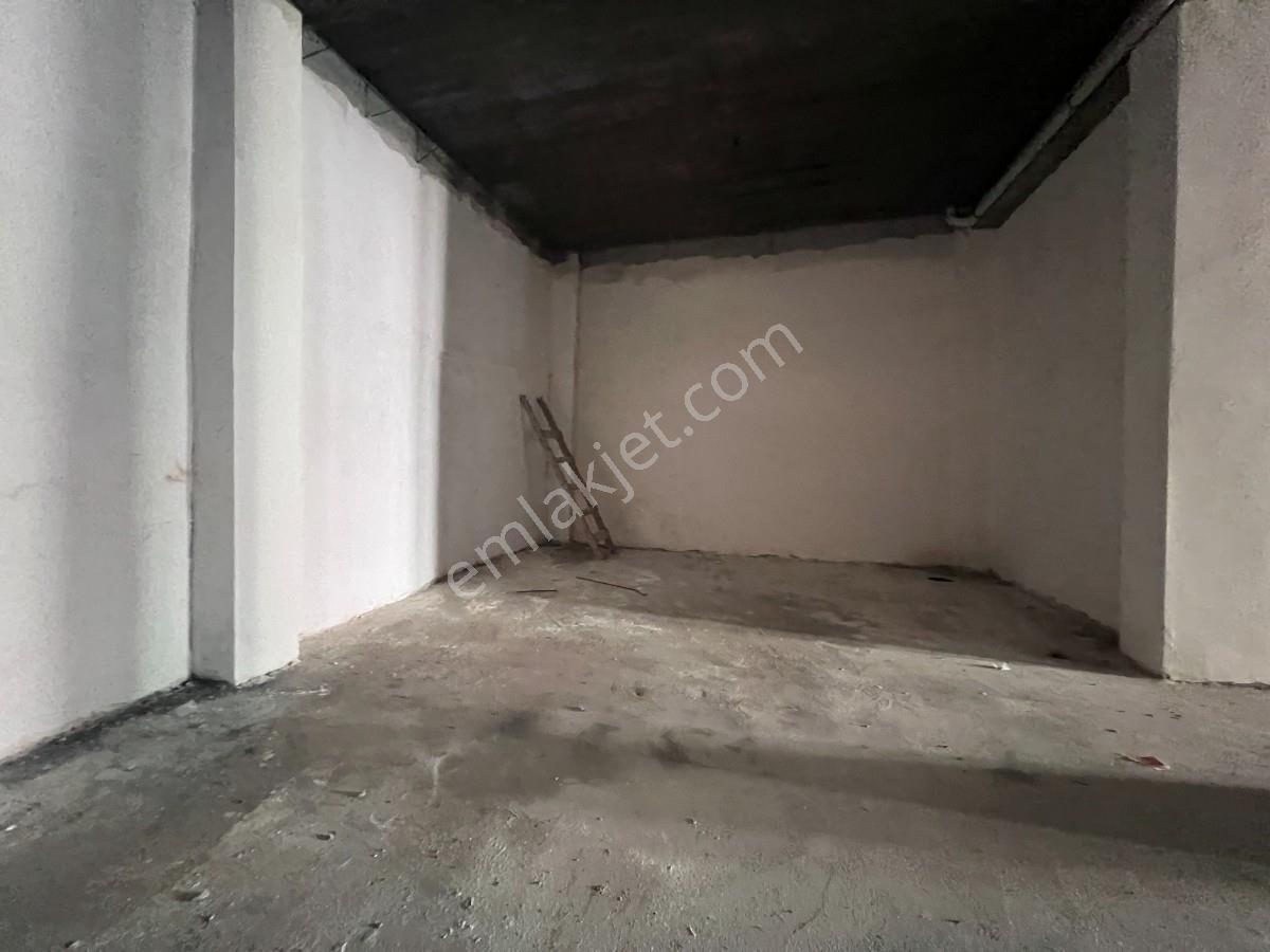 Halkalı Yenidoğan İstasyon Mah.cadde Üzeri Giriş Satılık İşyeri - Görsel 12