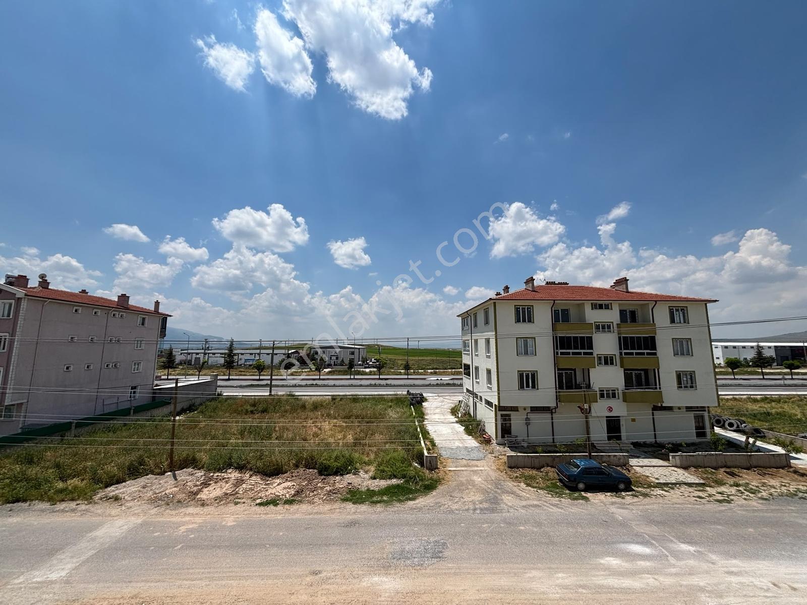 Yaman'dan Bolvadin Selçuklu Mah. Satılık 7 Adet 3+1 Daireler - Görsel 32