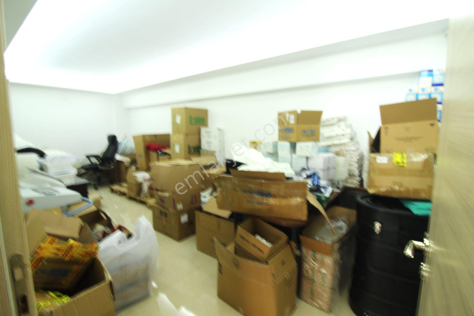 Kurumsal Kiralık Ofis Katları Merkezi Konumda, Geniş Metrajlı - Görsel 31