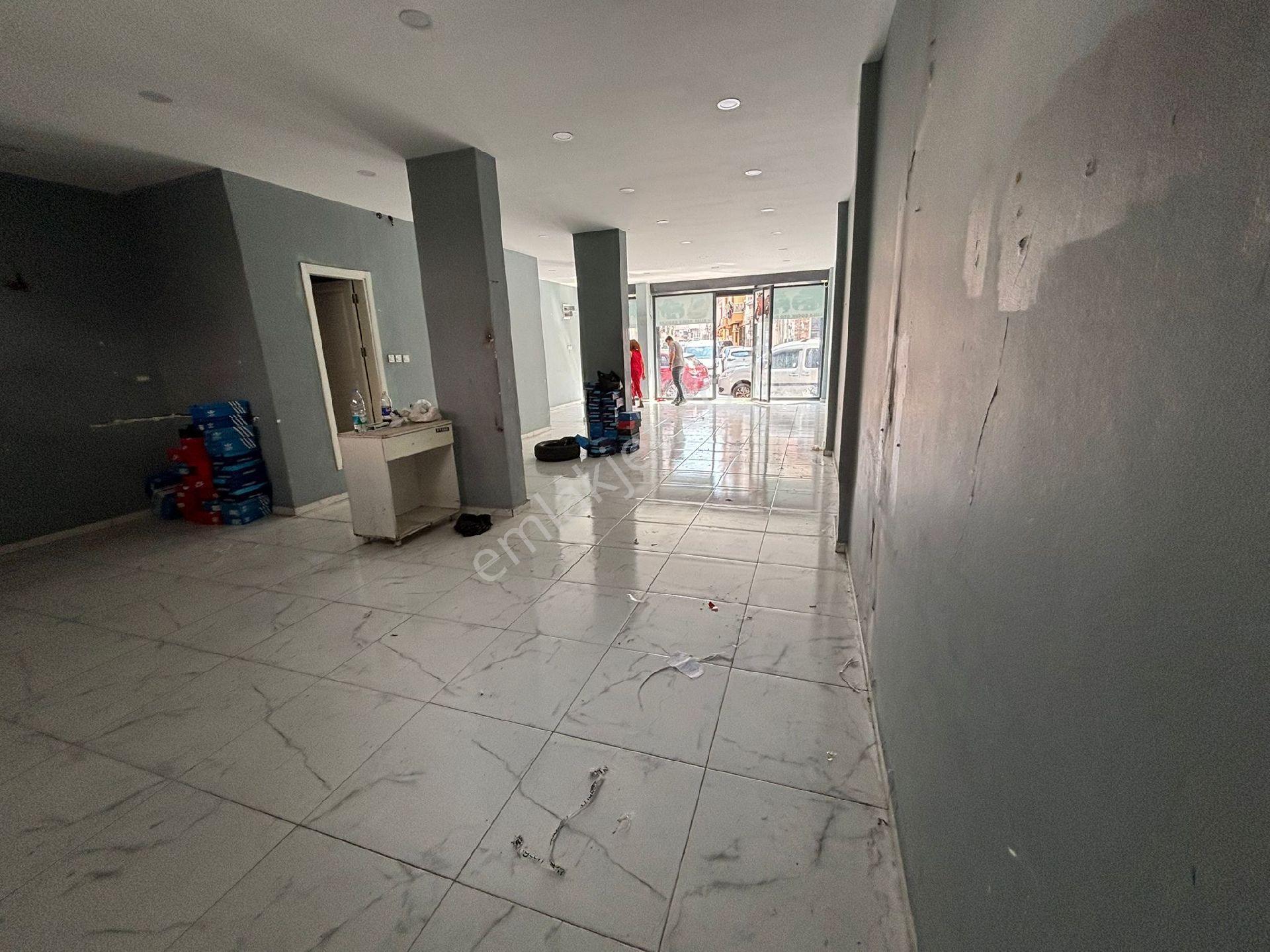 Buca Hürriyet Mahallesinde Cephesi Geniş Satılık İşyeri - Görsel 7