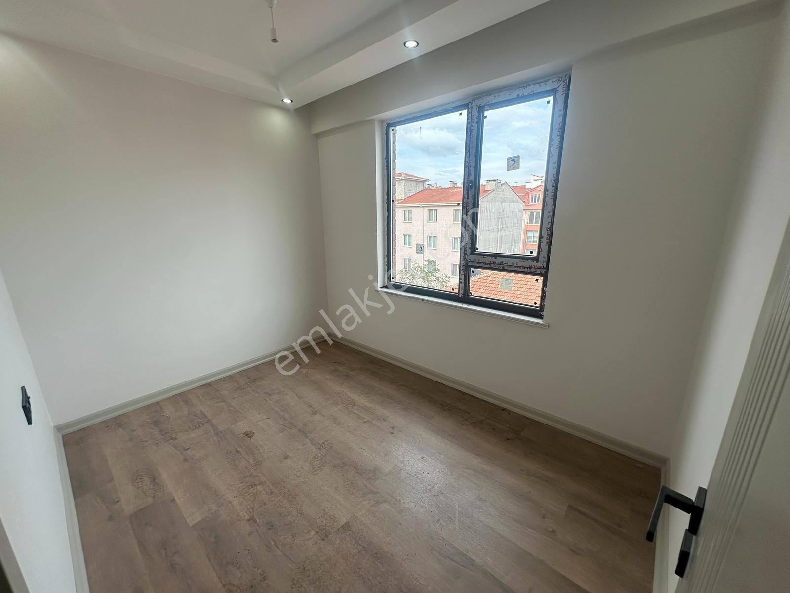 Estorıa'dan Kumlubel Mh Esenli Yakını Önü Açık 2+1 Sıfır Daire - Görsel 27