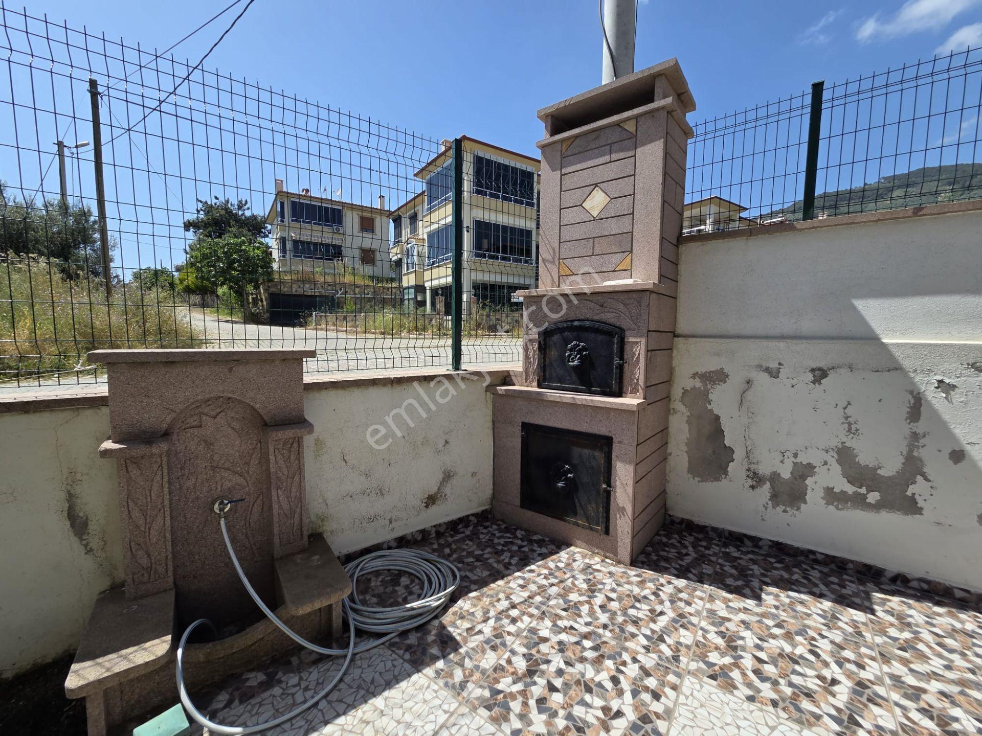 Altınoluk İlkbahar'dan 200m2 Arsa İçinde Deniz Manzaralı Garajlı Bahçeli Lüx Fırsat Villa - Görsel 16