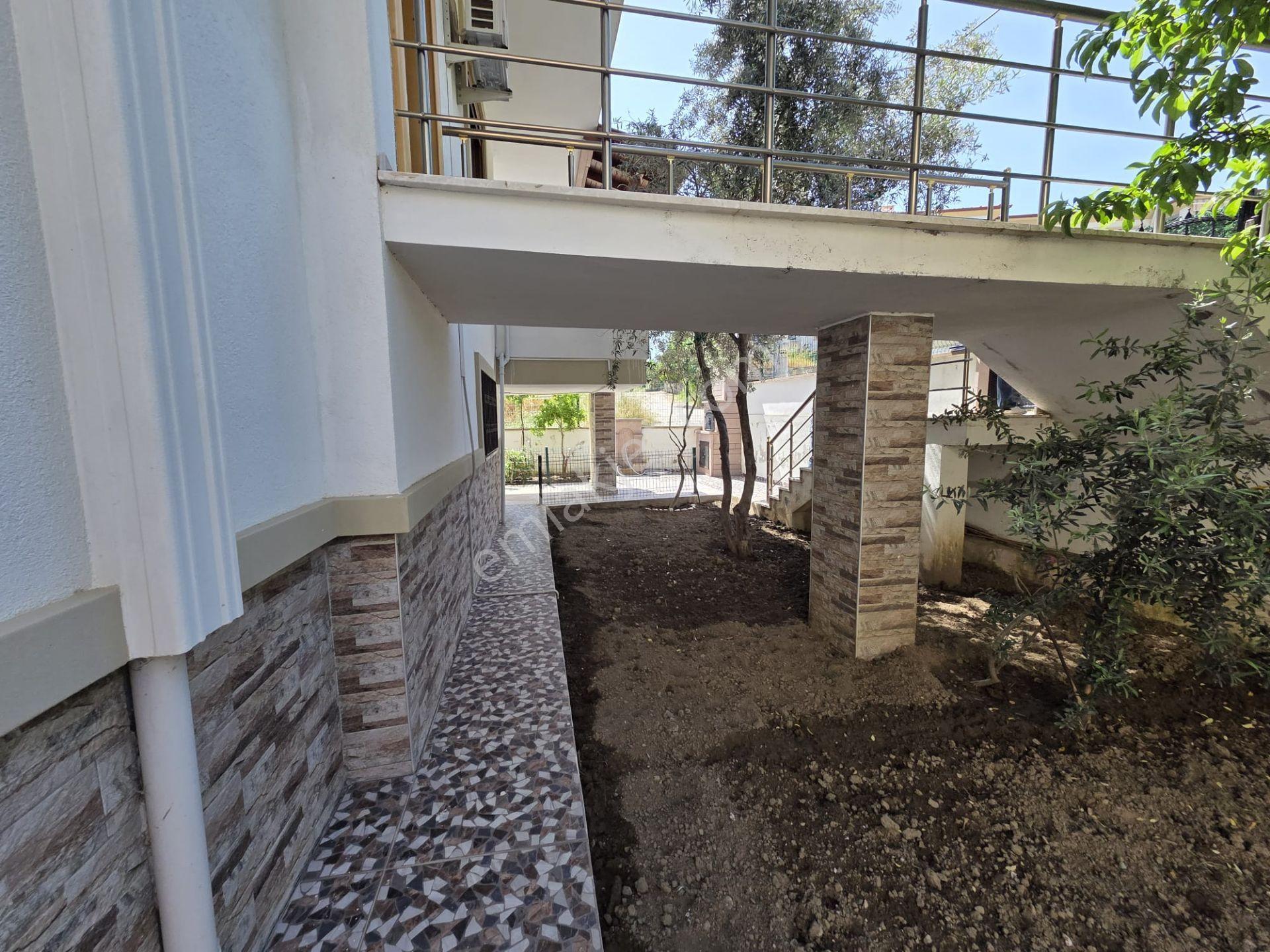 Altınoluk İlkbahar'dan 200m2 Arsa İçinde Deniz Manzaralı Garajlı Bahçeli Lüx Fırsat Villa - Görsel 11