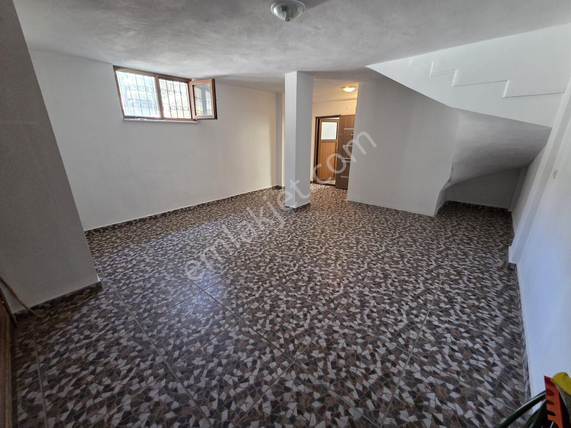Altınoluk İlkbahar'dan 200m2 Arsa İçinde Deniz Manzaralı Garajlı Bahçeli Lüx Fırsat Villa - Görsel 32
