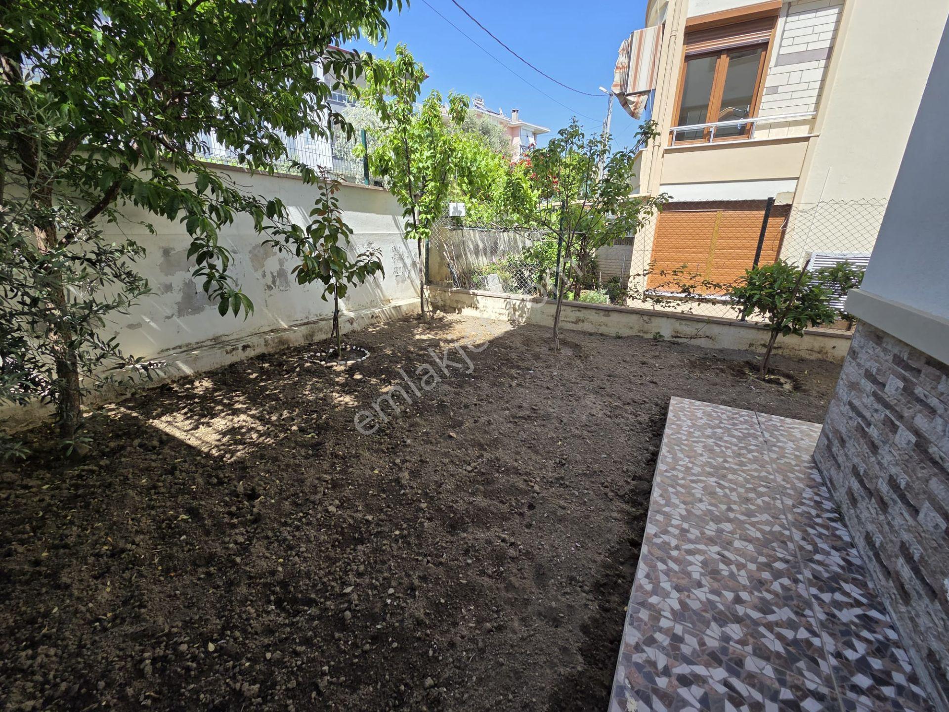 Altınoluk İlkbahar'dan 200m2 Arsa İçinde Deniz Manzaralı Garajlı Bahçeli Lüx Fırsat Villa - Görsel 12