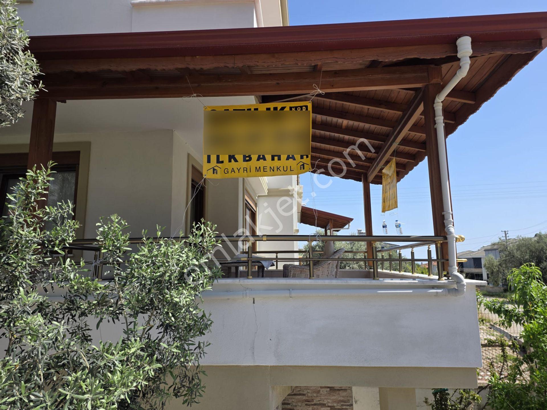 Altınoluk İlkbahar'dan 200m2 Arsa İçinde Deniz Manzaralı Garajlı Bahçeli Lüx Fırsat Villa - Görsel 5