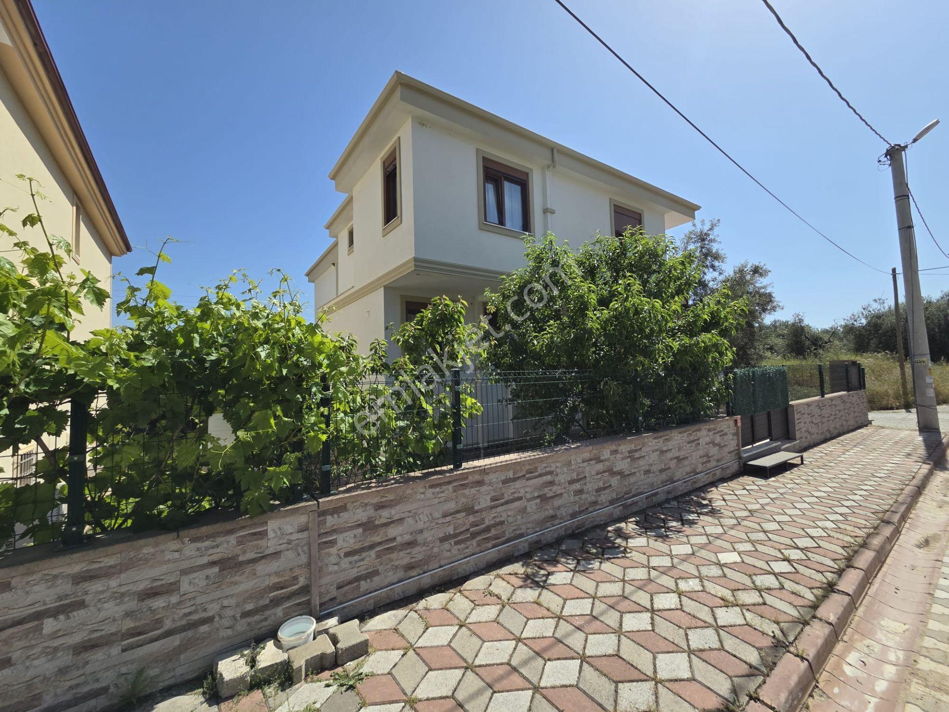 Altınoluk İlkbahar'dan 200m2 Arsa İçinde Deniz Manzaralı Garajlı Bahçeli Lüx Fırsat Villa - Görsel 6