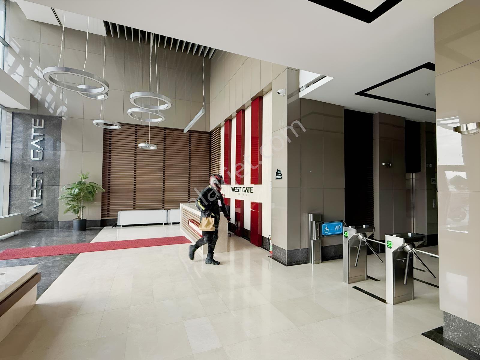 West Gate Resıdence De Manzaralı Full Eşyalık Kiralık 1+1 Daire - Görsel 22