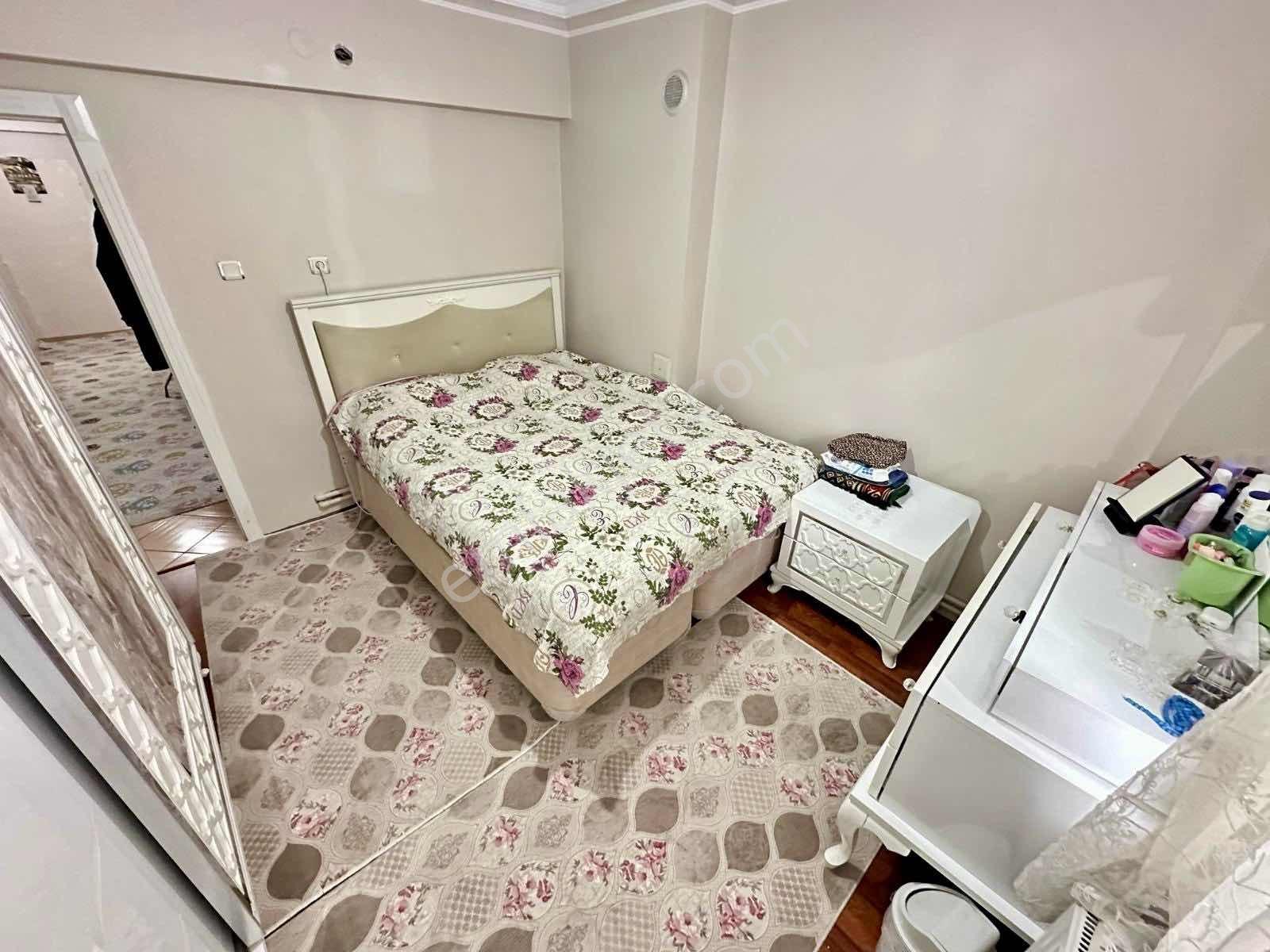Ulukan'dn Cadde Üzerinde Merkez'e Yürüme Salon Bağımsz Masrafsız - Görsel 4