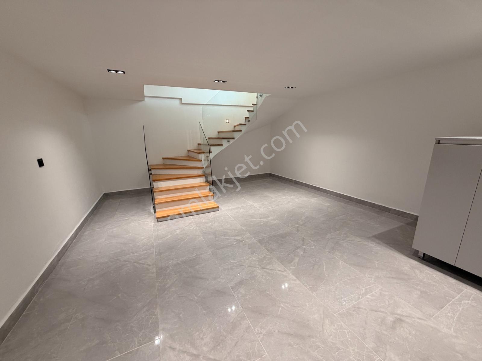 Turyap Urla İskele | İskele Mh.de Lüks Havuzlu Müstakil Kiralık - Görsel 9