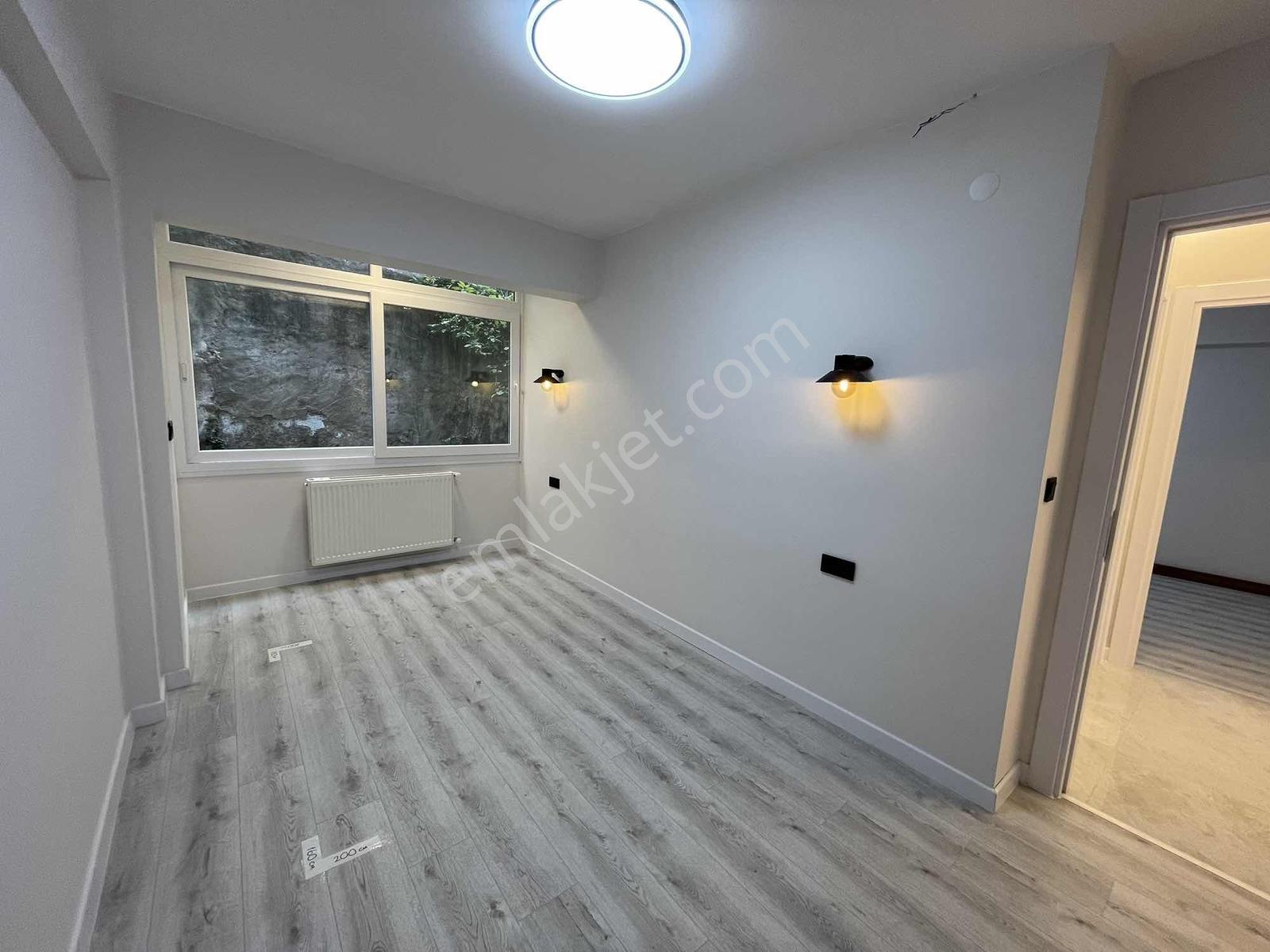 Karantina Meydan Ve Sahil Yakını 3+1 Lüks Yapılı Daire - Görsel 6
