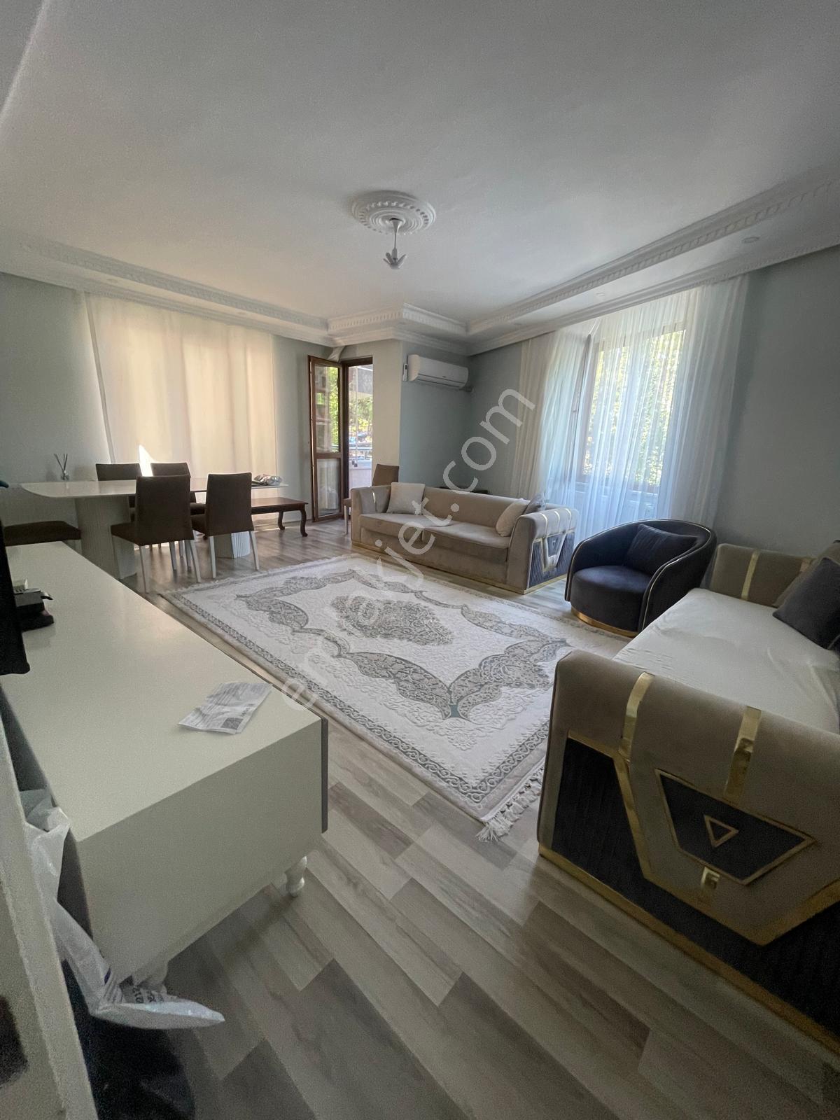 Çekmeköy Merkez Mah. Satılık 90m2 2+1 Daire
