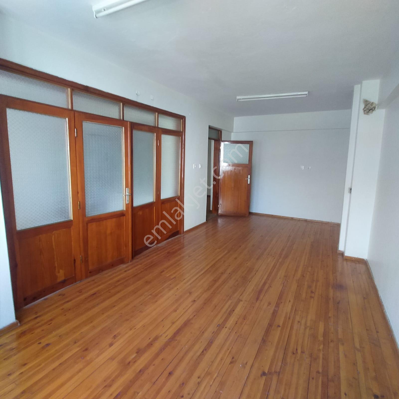 Ender Uysal Gayrimenkulden Kayhanda Kiralık Sobalı 3+1 Arakat Geniş Daire... - Görsel 6