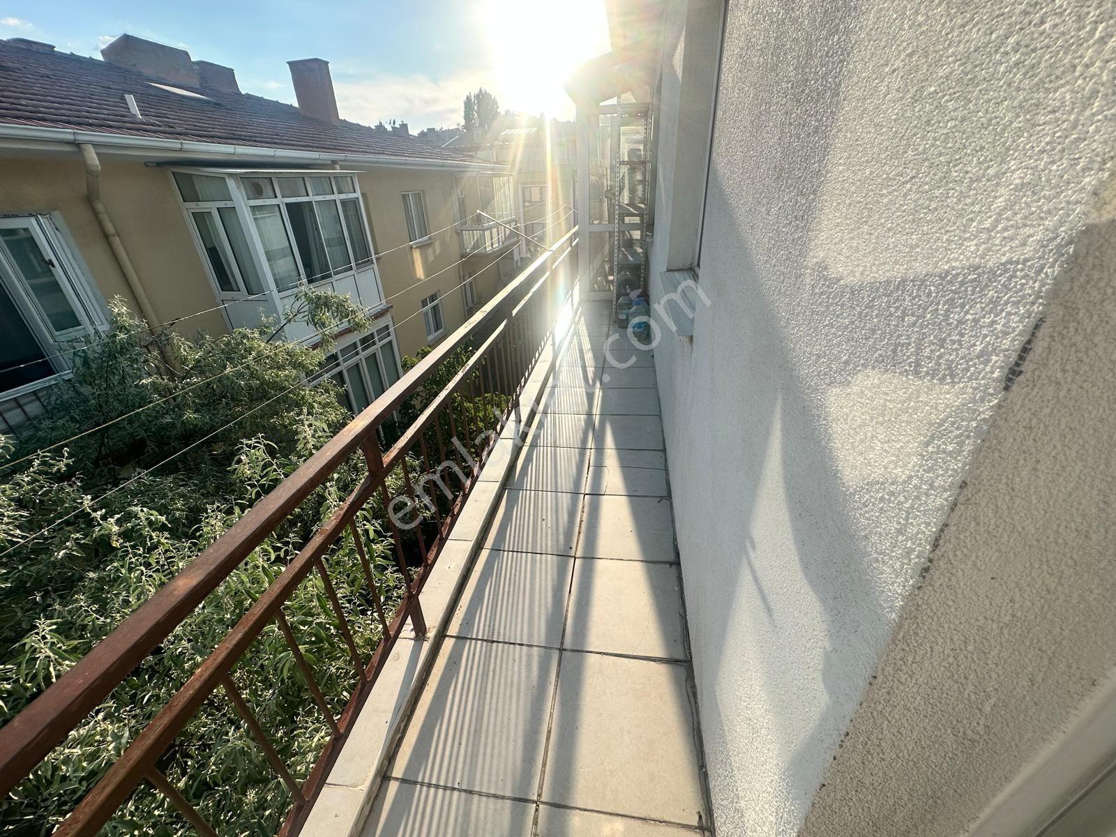 Gülhane Hastanesine Yakın Güney Cephe Kiralık Daire - Görsel 4