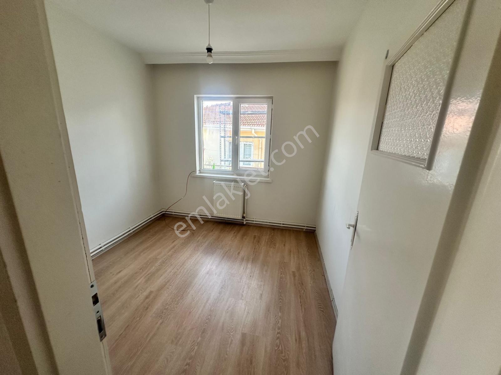 Gülhane Hastanesine Yakın Güney Cephe Kiralık Daire - Görsel 2