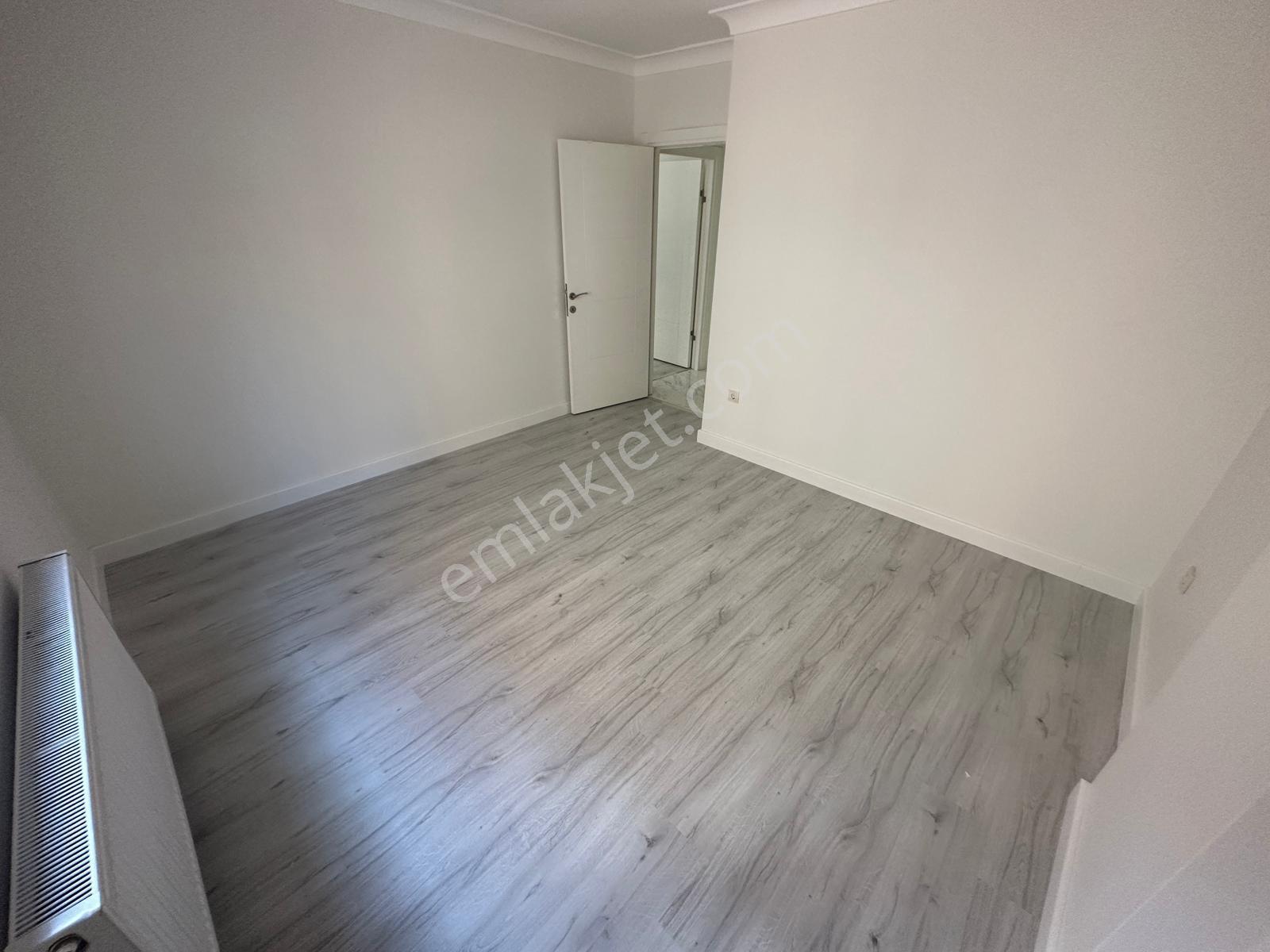 Kaçmaz'dan Küçükyalı Metroya Yakın Ön Cephe A. Mutfak 3+1 - Görsel 16