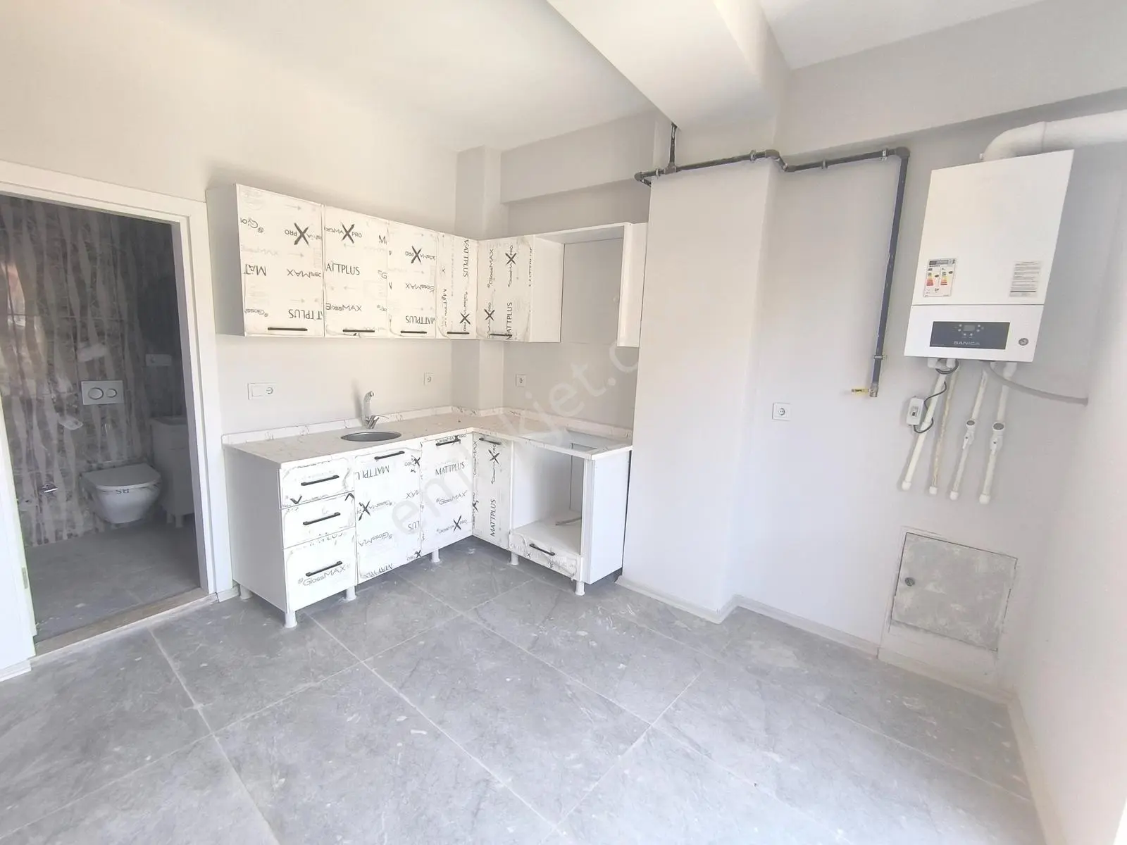Kariyer'den Kemalpaşa'da 1+1 Merkezi Konum, 38m² Kiralık Daire - Görsel 4