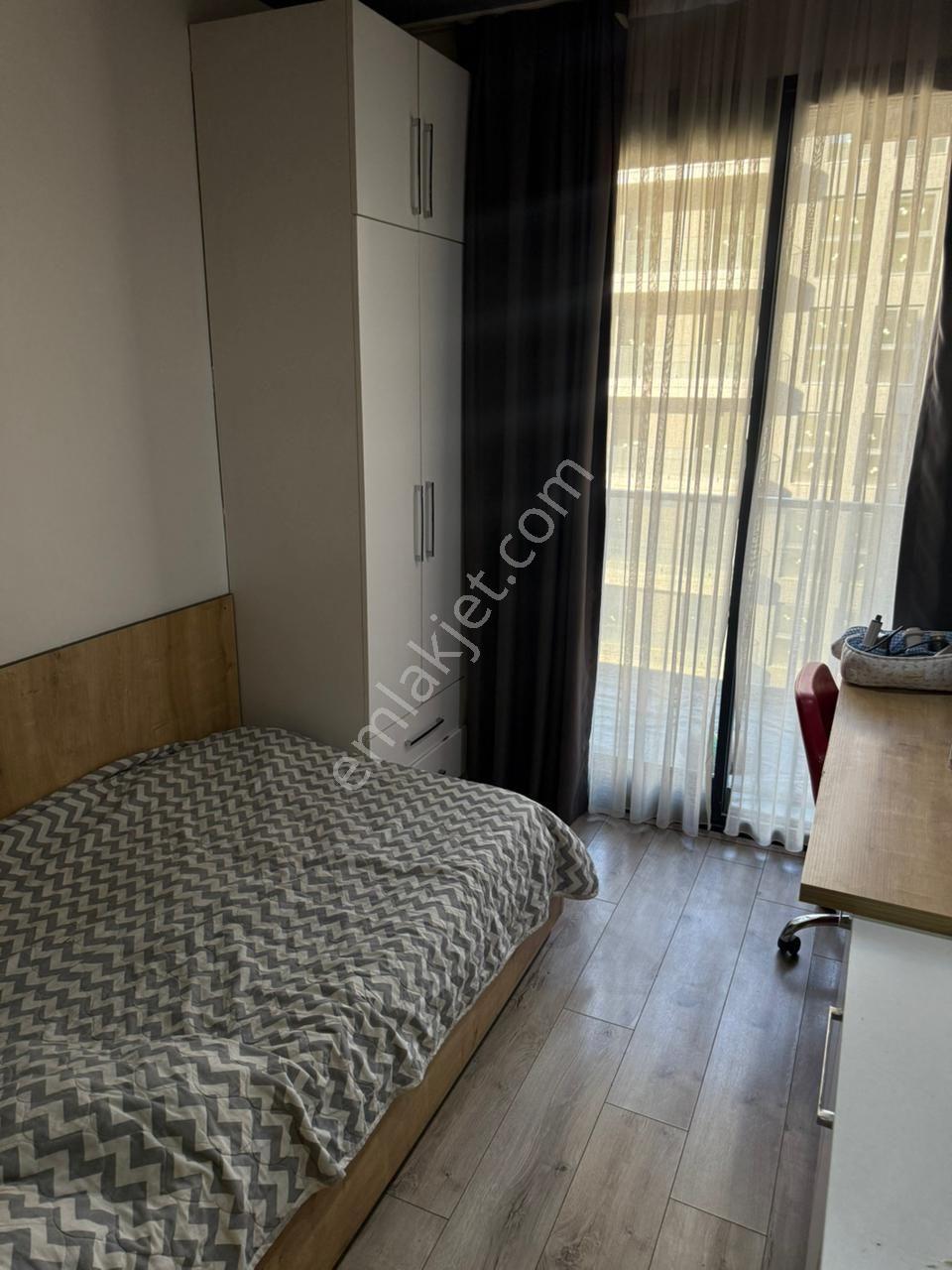 Coordinat Bornova Sitesinde Kiralık 1+0 Çam. Mk. Lı Daire - Görsel 13