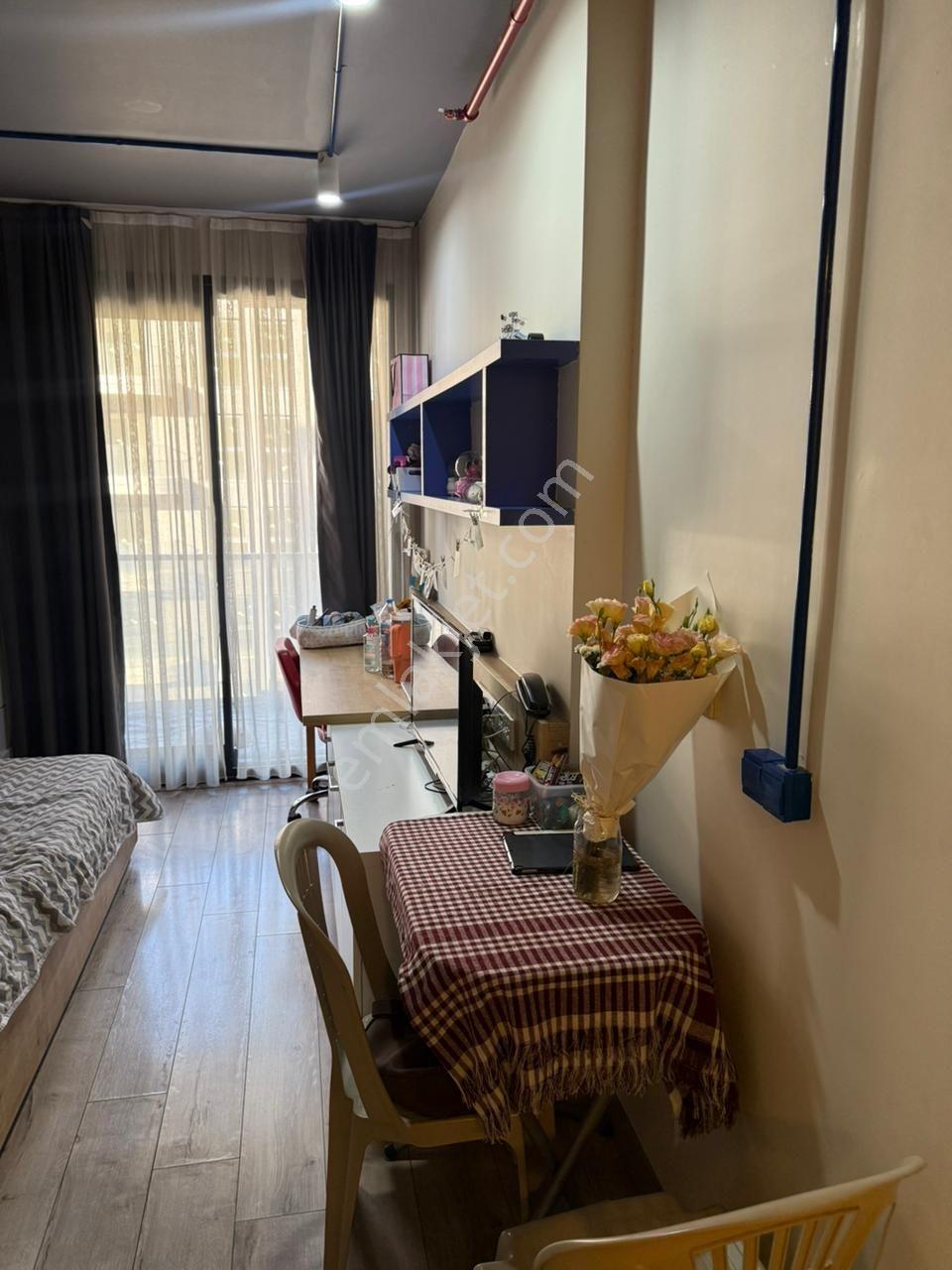 Coordinat Bornova Sitesinde Kiralık 1+0 Çam. Mk. Lı Daire - Görsel 10