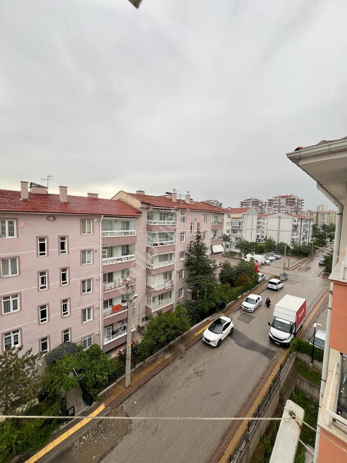 A L C Den Yunus Emrede Site İçi Salon Bağımsız 2+1 Satılık Daire - Görsel 15