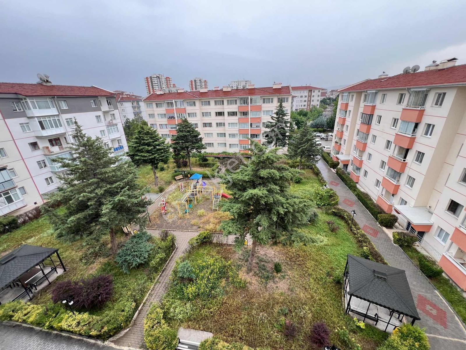 A L C Den Yunus Emrede Site İçi Salon Bağımsız 2+1 Satılık Daire - Görsel 11