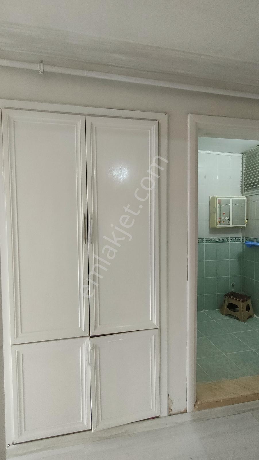 Buca Yenigün Mahallesinde Kiralık 2+1 Kapalı Mutfak Daire - Görsel 4