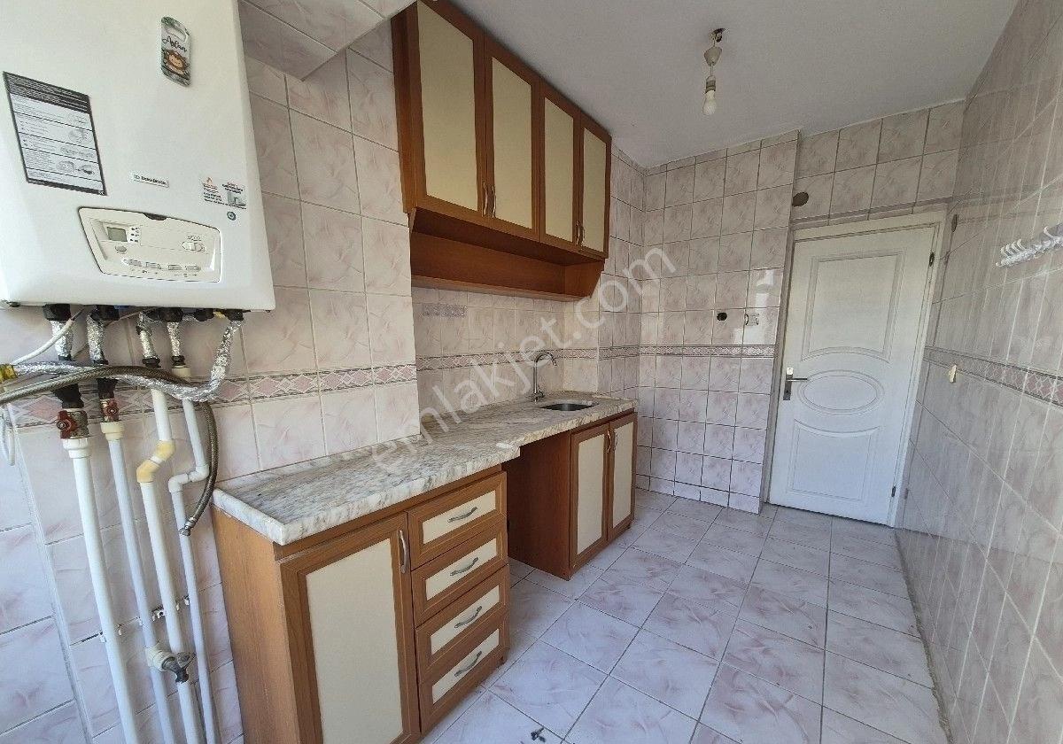Ege Emlaktan Merkez Fevziçakmak Mah.geniş 3+1 Kiralık Daire - Görsel 13