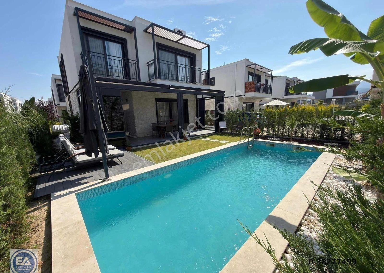 Kuşadası Güzelçamlı Müstakil Özel Havuzlu 4+1 Geniş Villa - Görsel 28