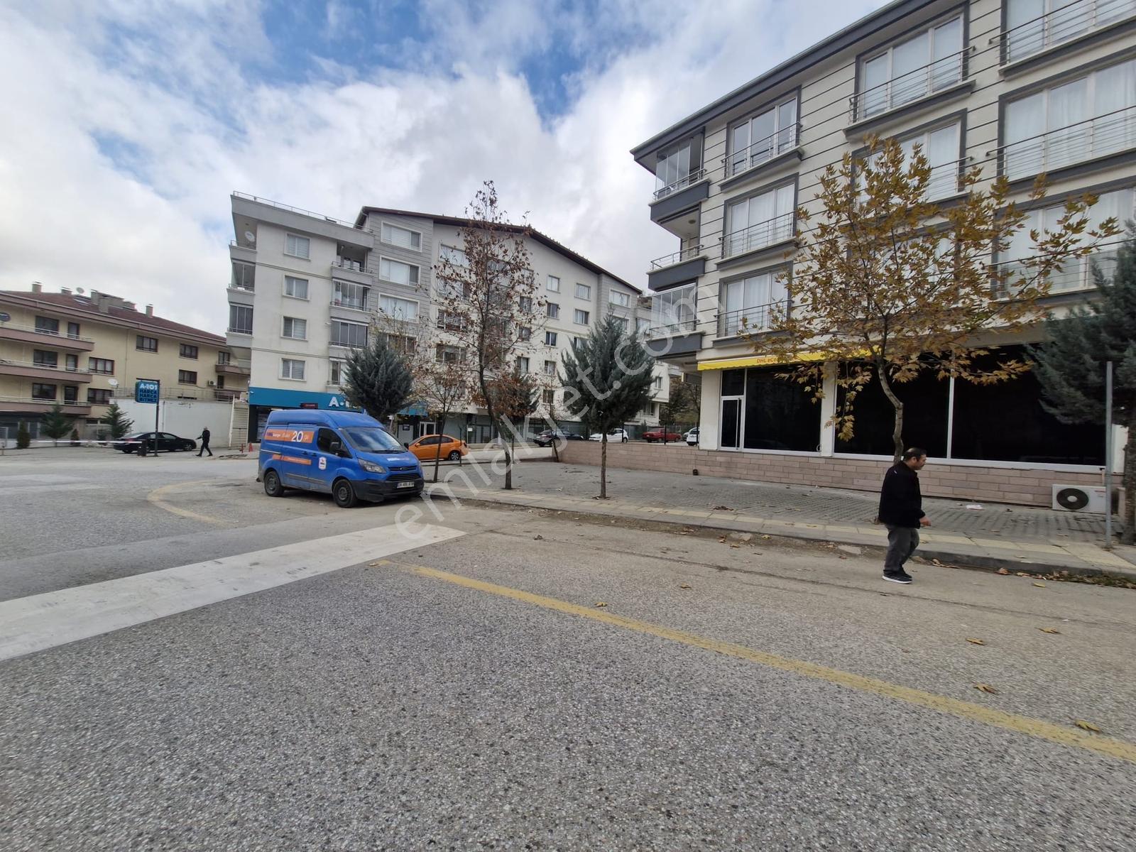 Bademlidere Mahallesi 257. Cadde Üzeri 26m2 Kiralık Kupon Dükkan - Görsel 13