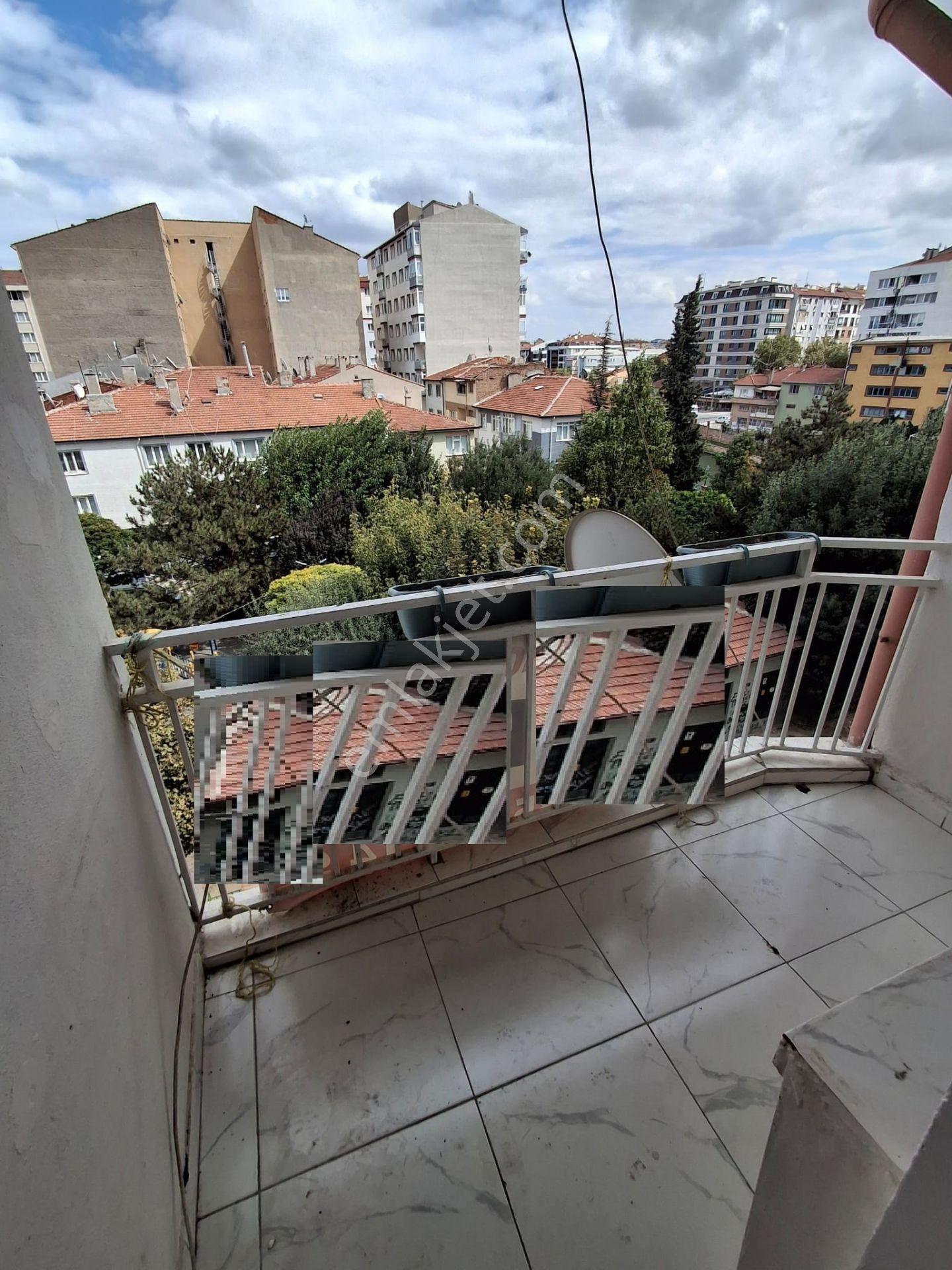 Eskişehir Merkez Yeni Mah. Çarşıya Yürüyüş Mesafesinde 3+1 Satılık Daire - Görsel 26