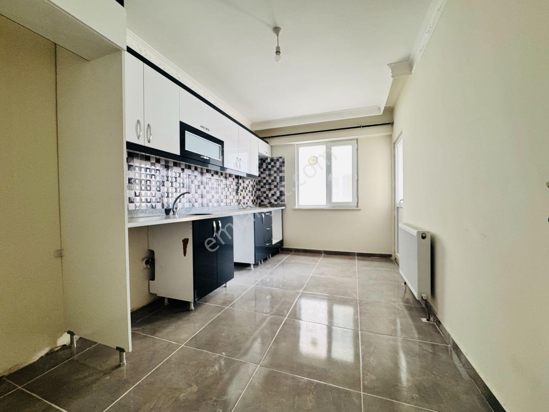 Güven'den Kapaklı'da Caddeye,servislere Yakın Kiralık 2+1 Daire - Görsel 11