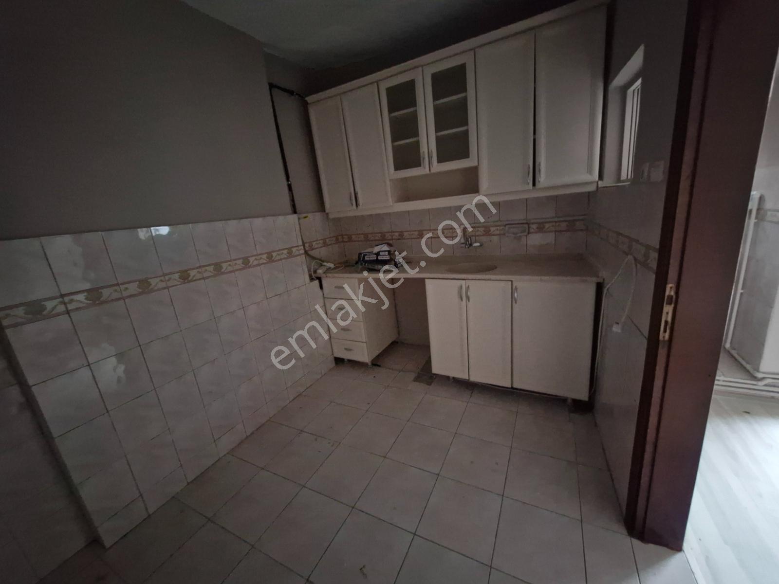 Bursa Osmangazi Pınarbaşı Üftade Türbesi Yanı Kiralık Daire - Görsel 3