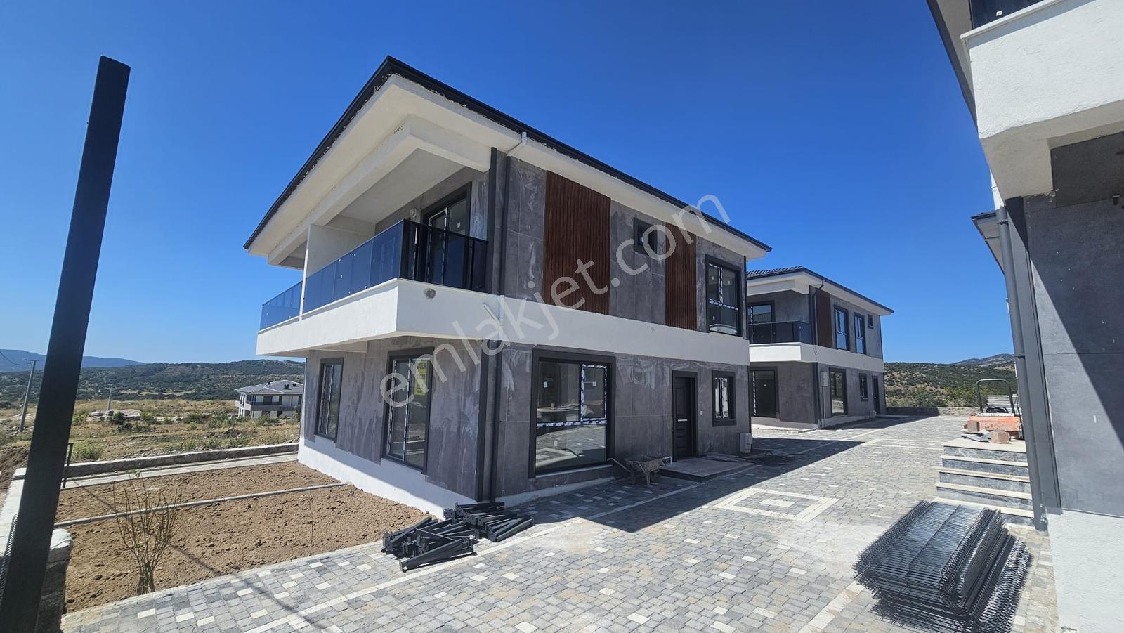 Çanakkale Ayvacıkta Asos'a Komşu 3+1 Villa