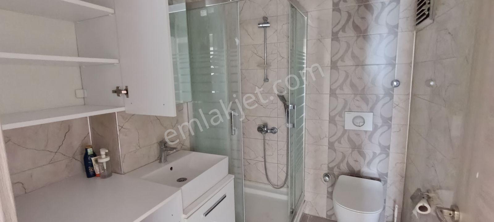 İzmir Bornova Erzenede Lüx Kiralık 1+1 Daire - Görsel 21
