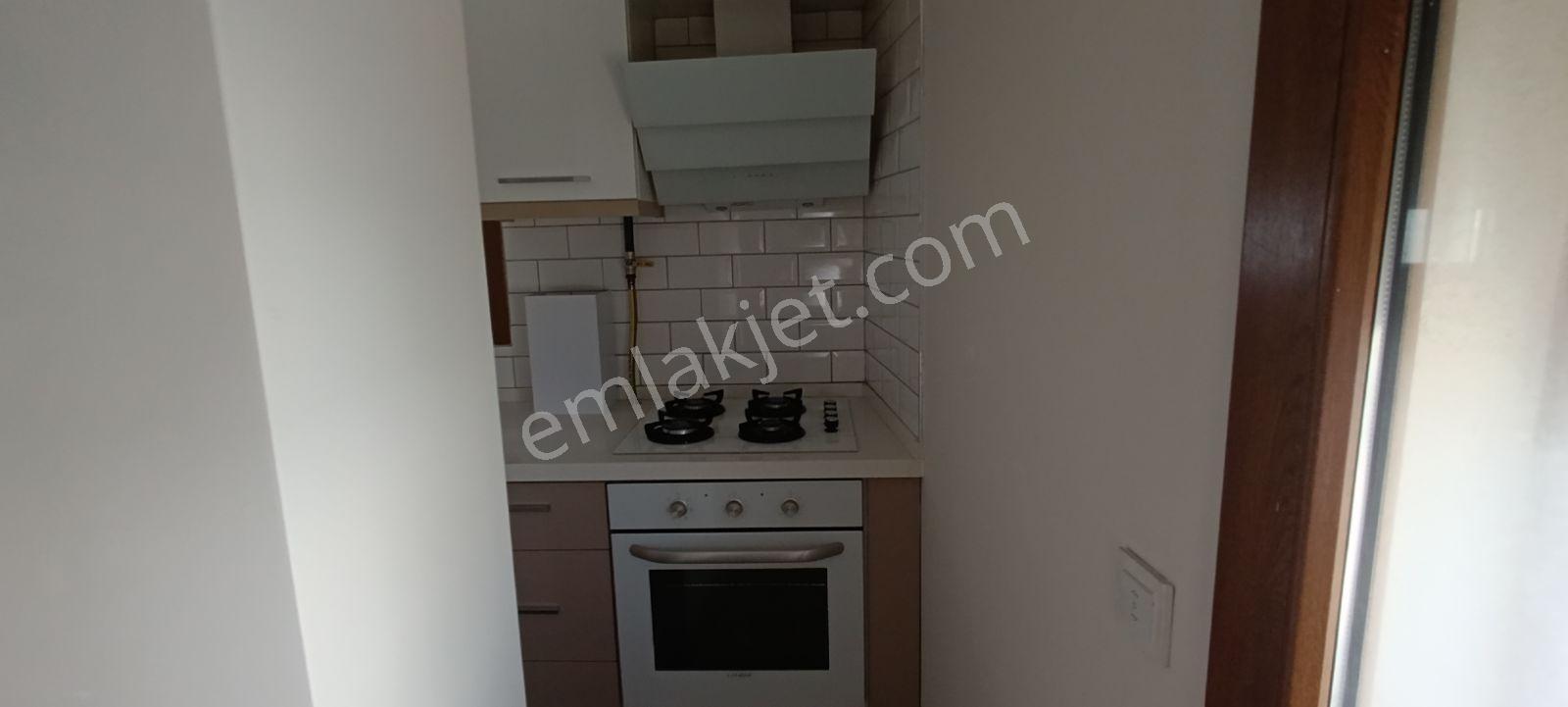 İzmir Bornova Erzenede Lüx Kiralık 1+1 Daire - Görsel 14