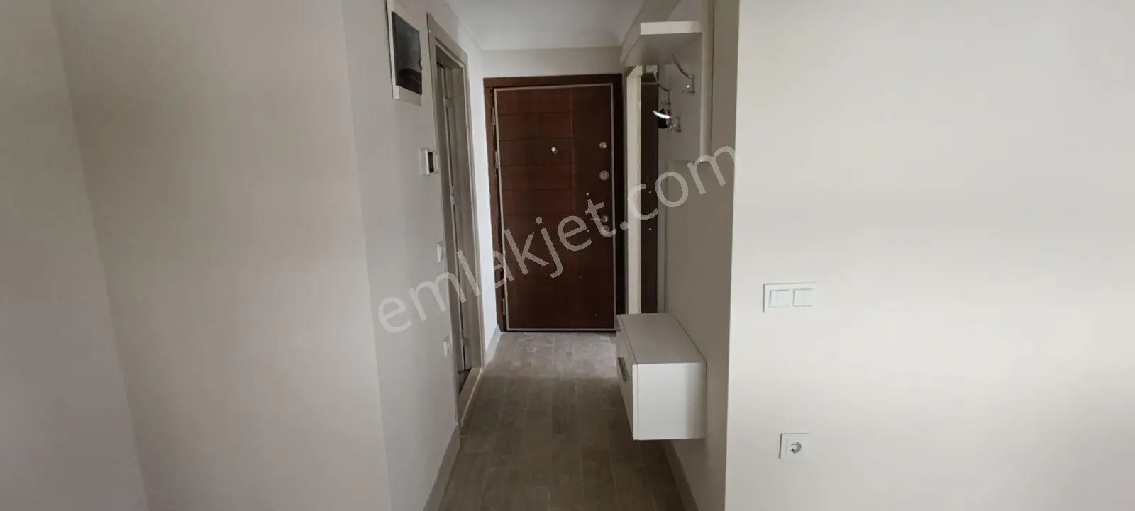 İzmir Bornova Erzenede Lüx Kiralık 1+1 Daire - Görsel 2