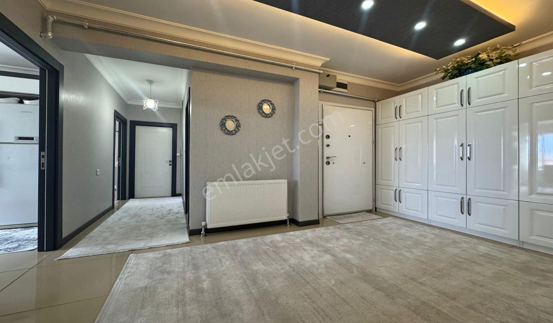 Atapark 340 Cadde Yakını Genç Binada Kat Konumunda Altında Daire - Görsel 20