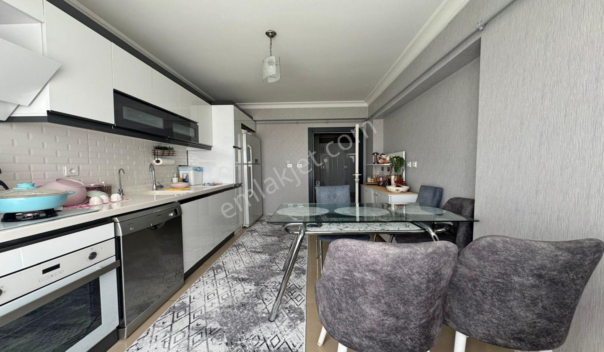 Atapark 340 Cadde Yakını Genç Binada Kat Konumunda Altında Daire - Görsel 3