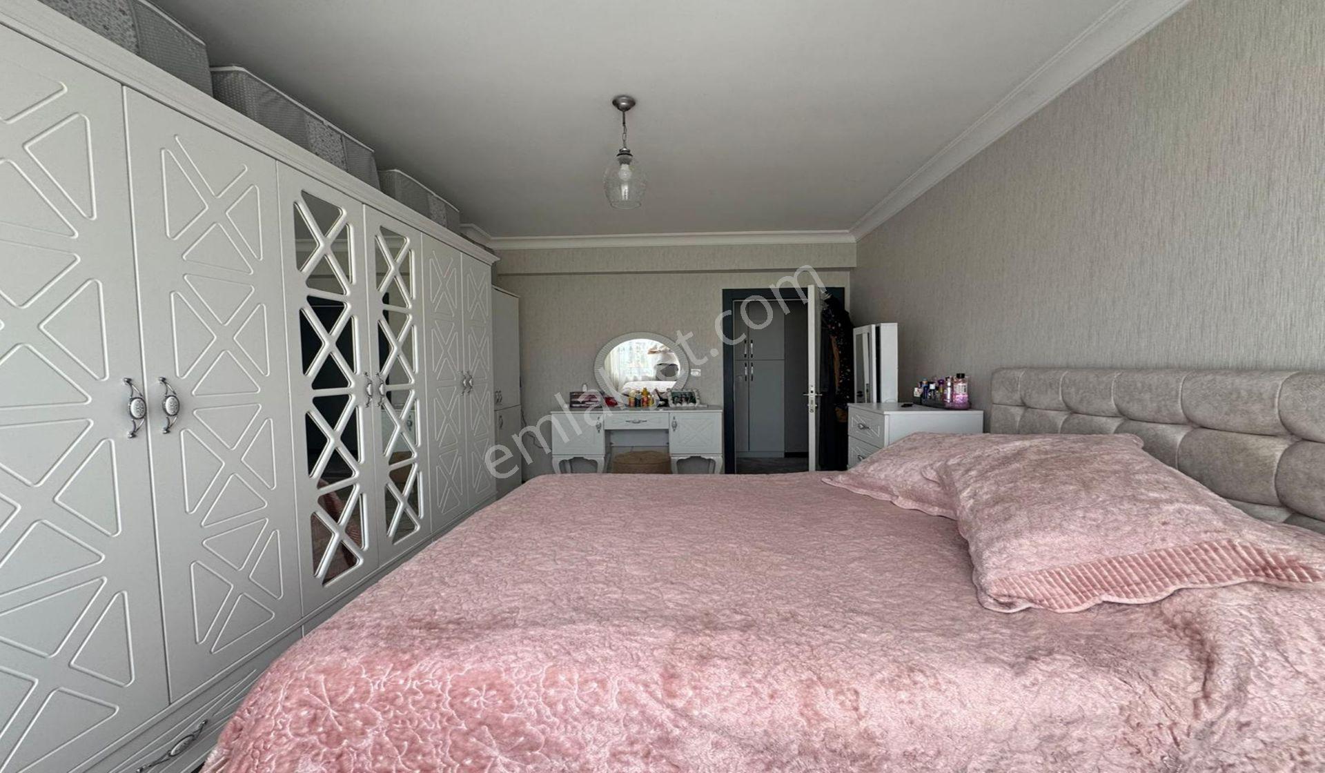 Atapark 340 Cadde Yakını Genç Binada Kat Konumunda Altında Daire - Görsel 14