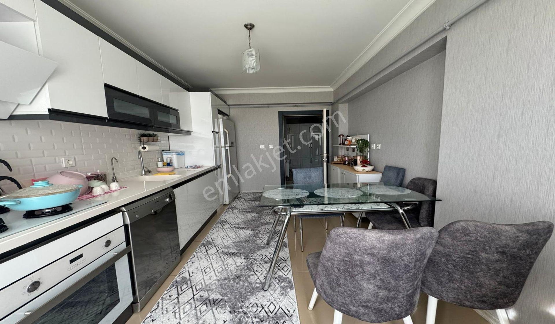 Atapark 340 Cadde Yakını Genç Binada Kat Konumunda Altında Daire - Görsel 7