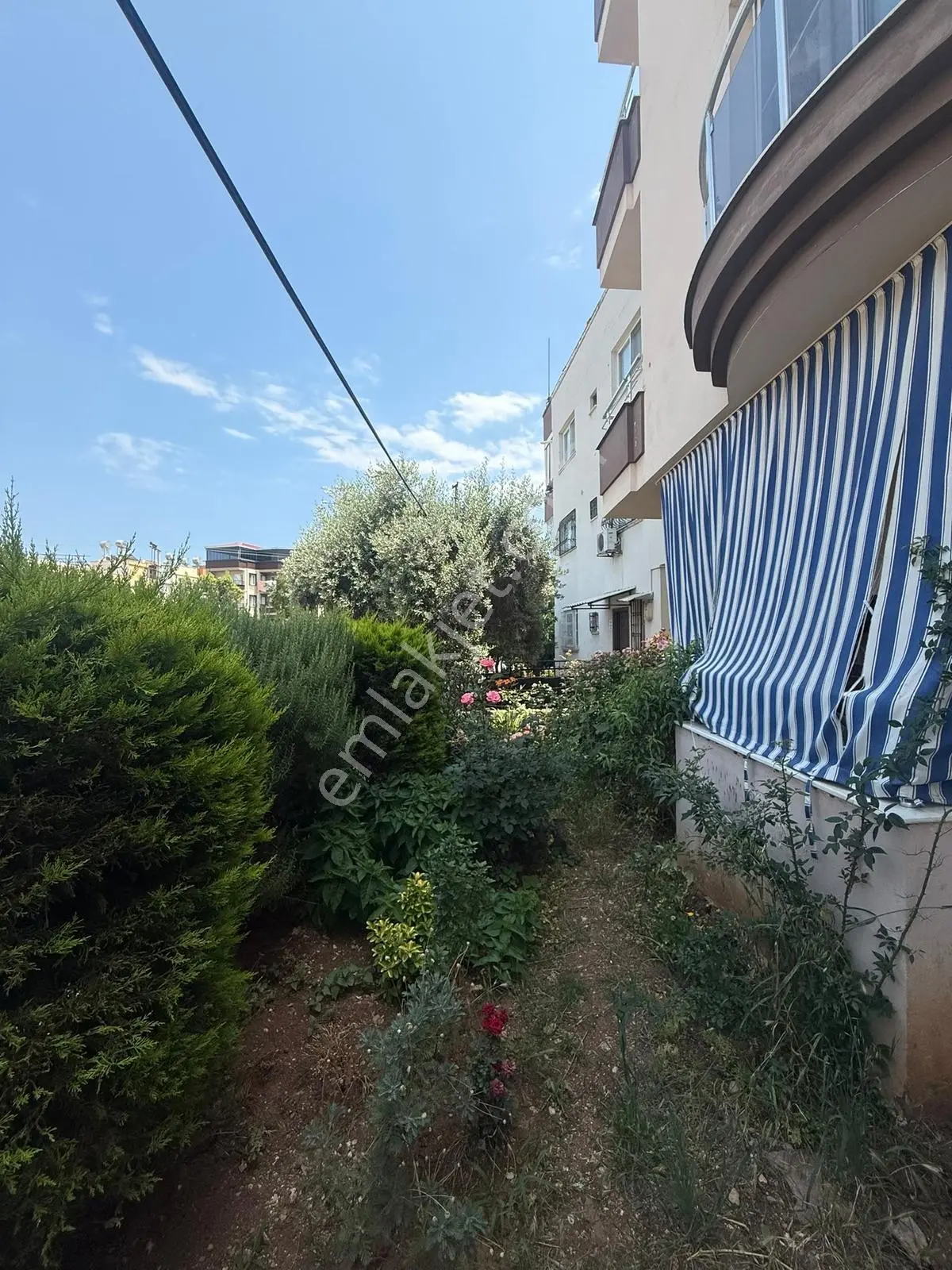 Ucan'dan Yenisehir Forum Civarı Müstakil Binada 3+1 Satılık - Görsel 2