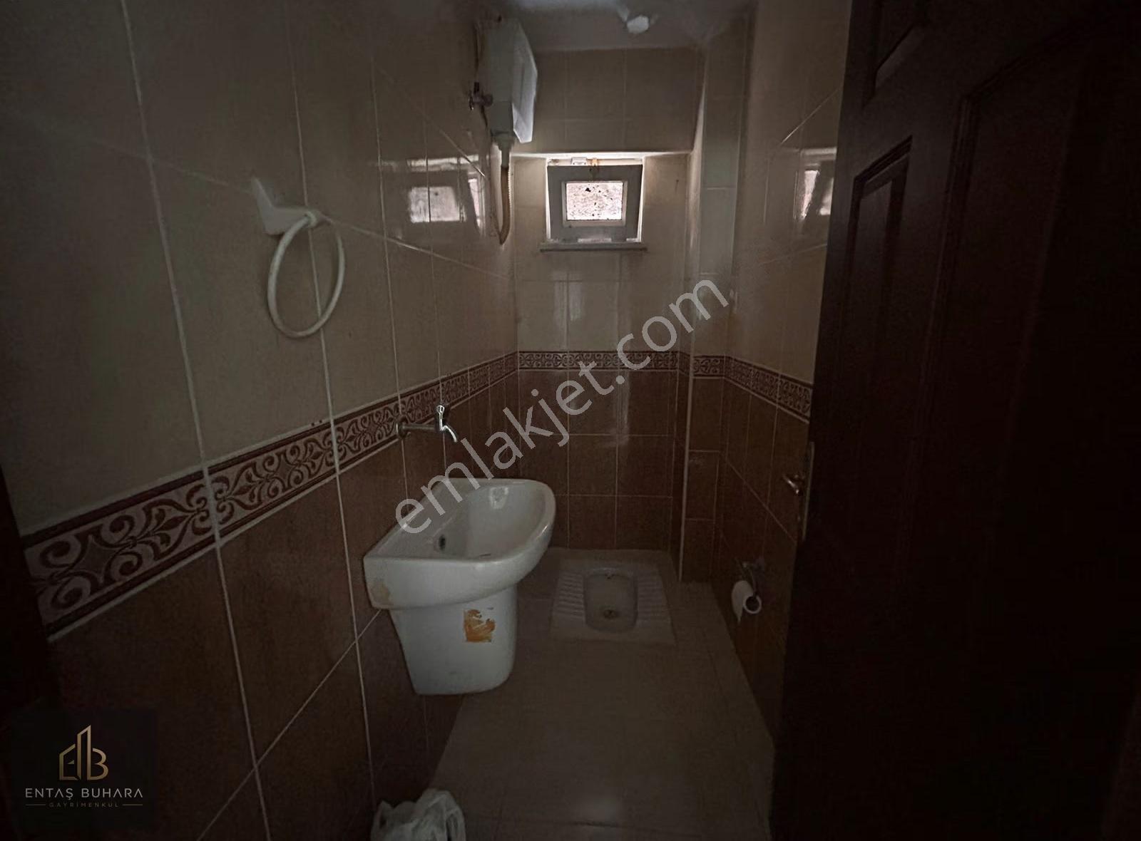 Çamlıca Tepesi Yakını Geniş Kullanımlı 3+1 Kiralık Daire - Görsel 6