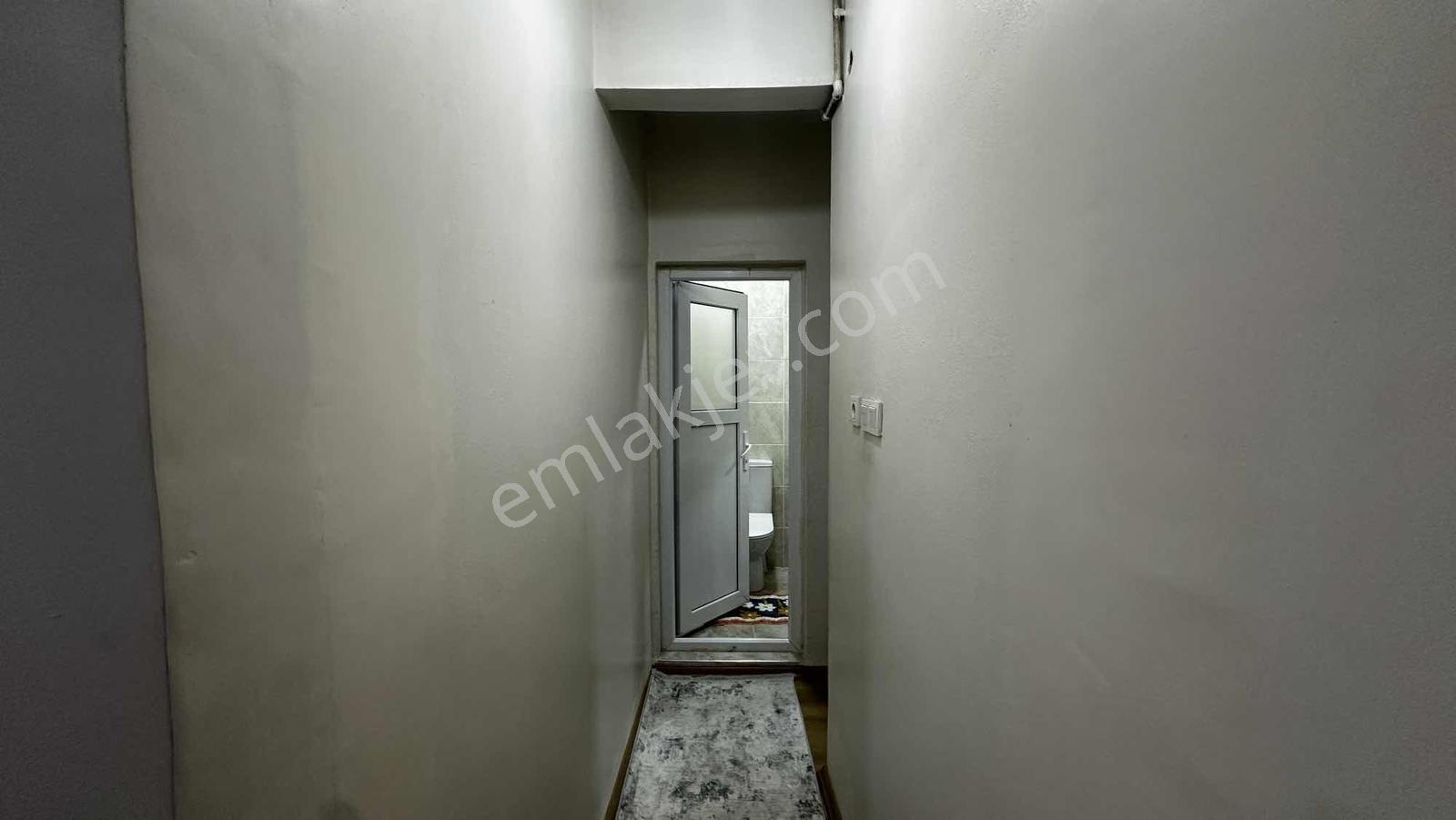 Demirkapı Mahallesinde Balkonlu 3+1 Satılık Daire - Görsel 4