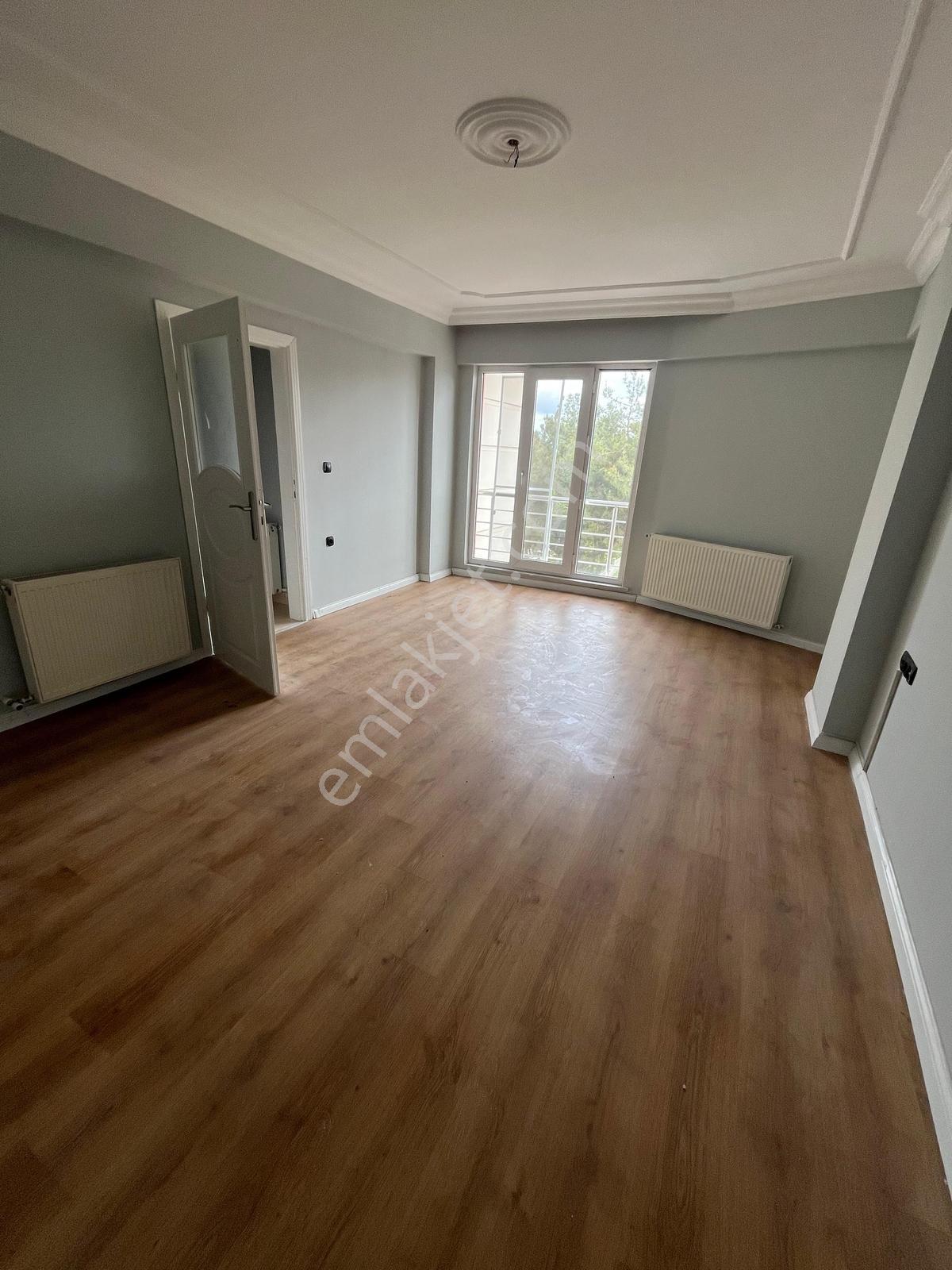 Bafra Vıp Gym.den İshaklı Mah.de 250m2 Dublex Satılık Daire - Görsel 12
