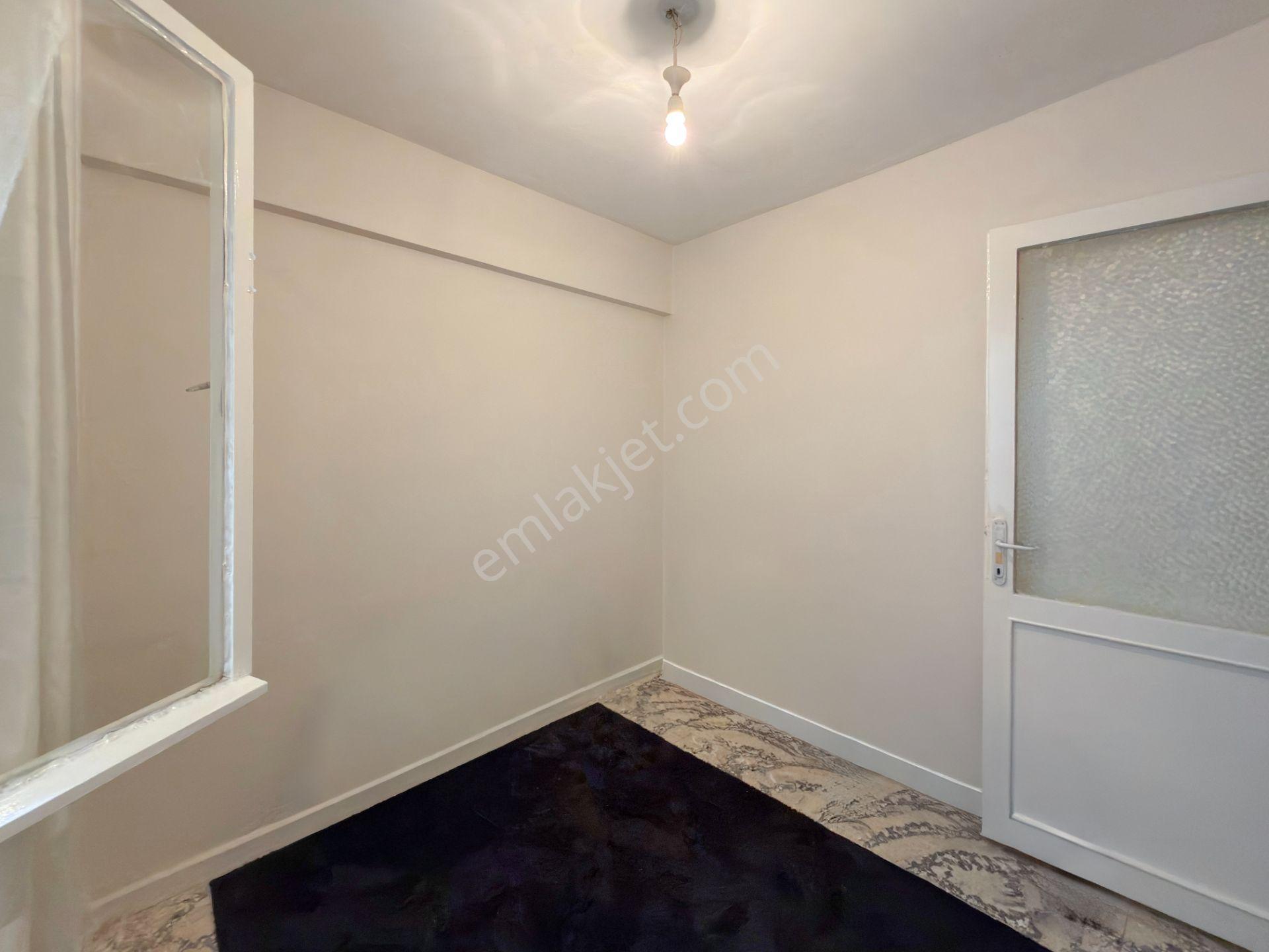 Mithatpaşa Cadde Yakını Karantina Sahil 3+1 Satılık Daire - Görsel 17