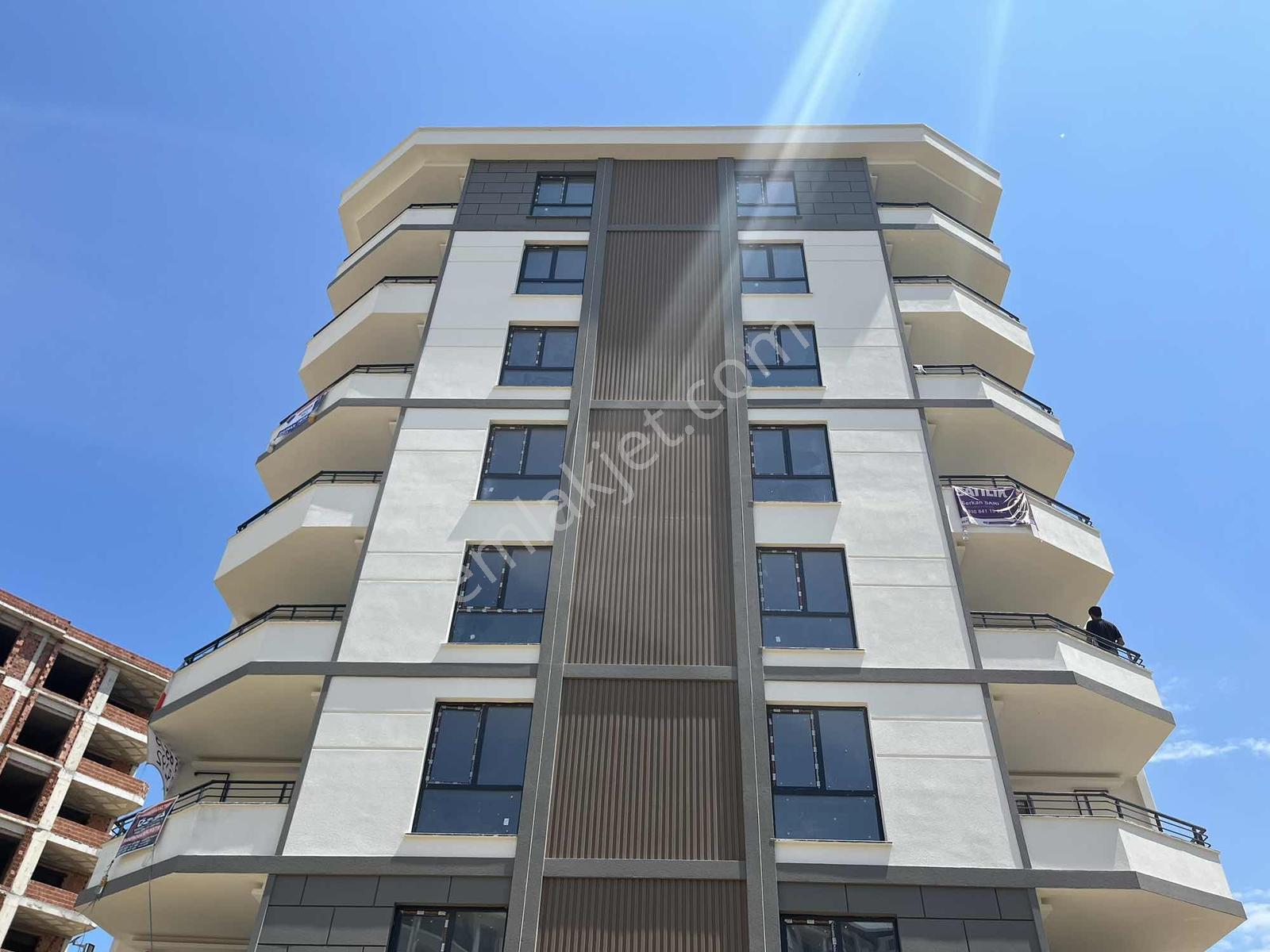 Panoramik Manzaralı | Salon Mutfak Ayrı | Sıfır Satılık 2+1 - Görsel 3